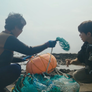 플라스틱 바다 스틸컷