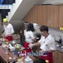 팔아야 귀국 in 인도네시아 스틸컷