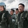 본 투 플라이 스틸컷