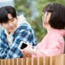 장미와 튤립 스틸컷