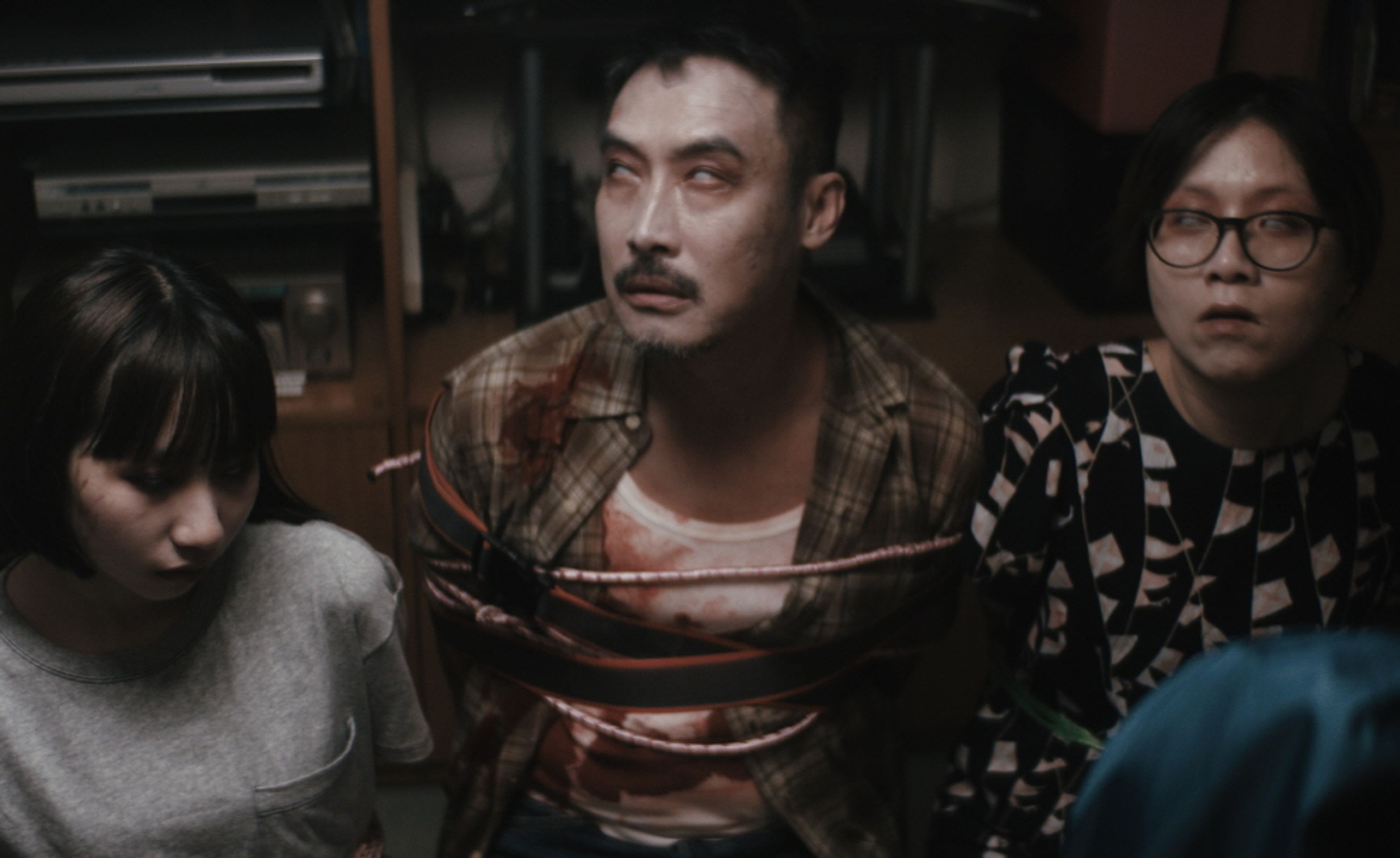 좀비 인 더 하우스