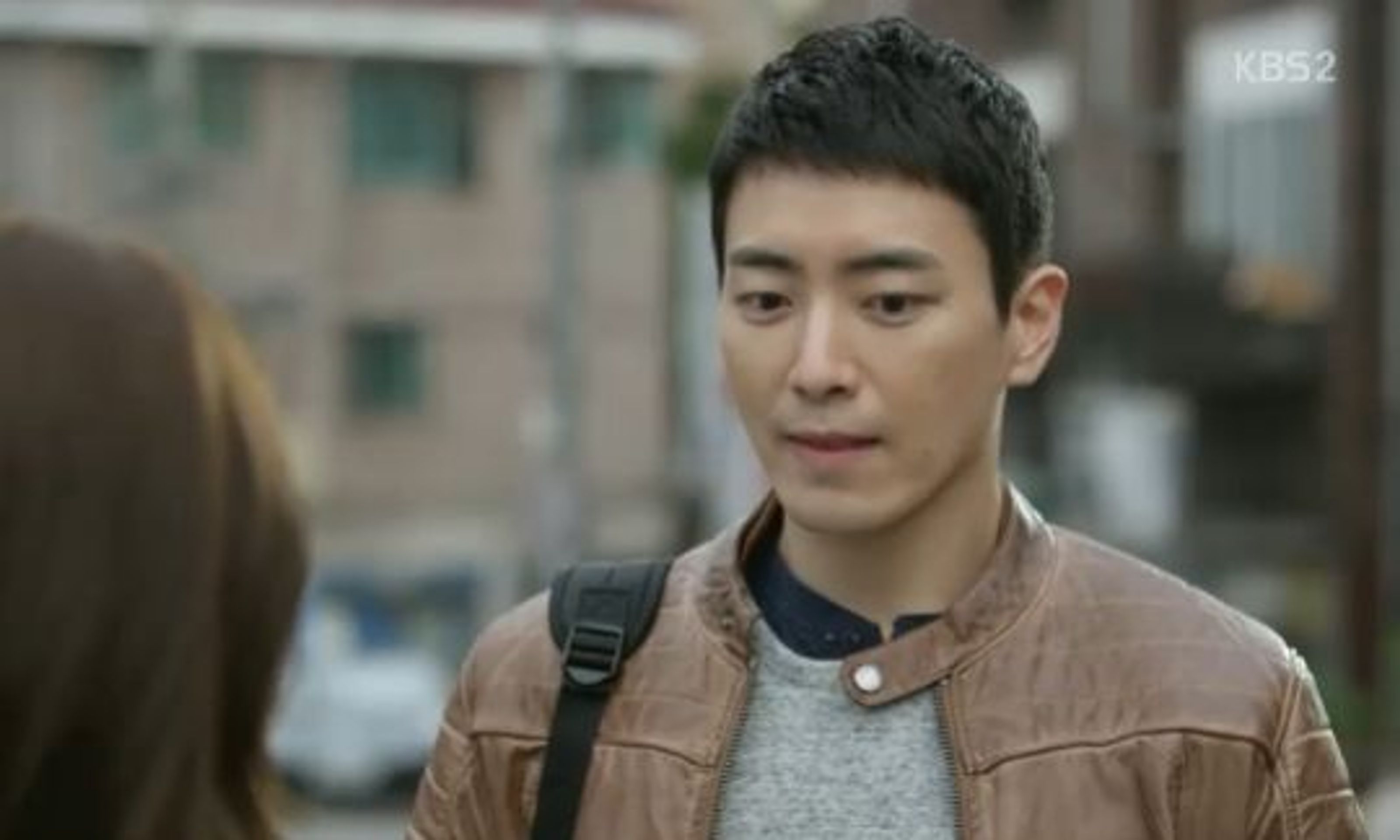 맨몸의 소방관