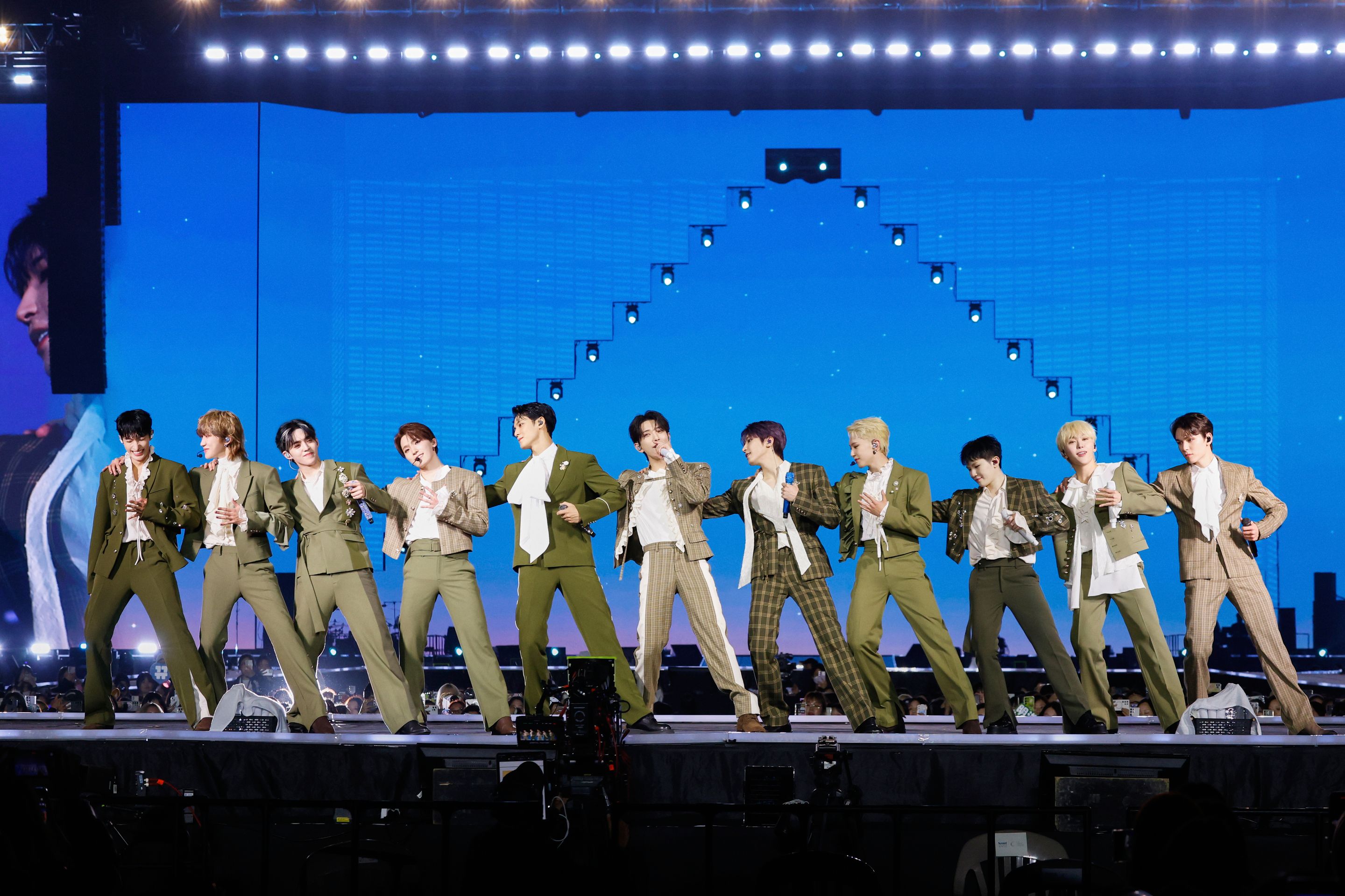 세븐틴 [라잇 히어] 월드 투어 인 시네마