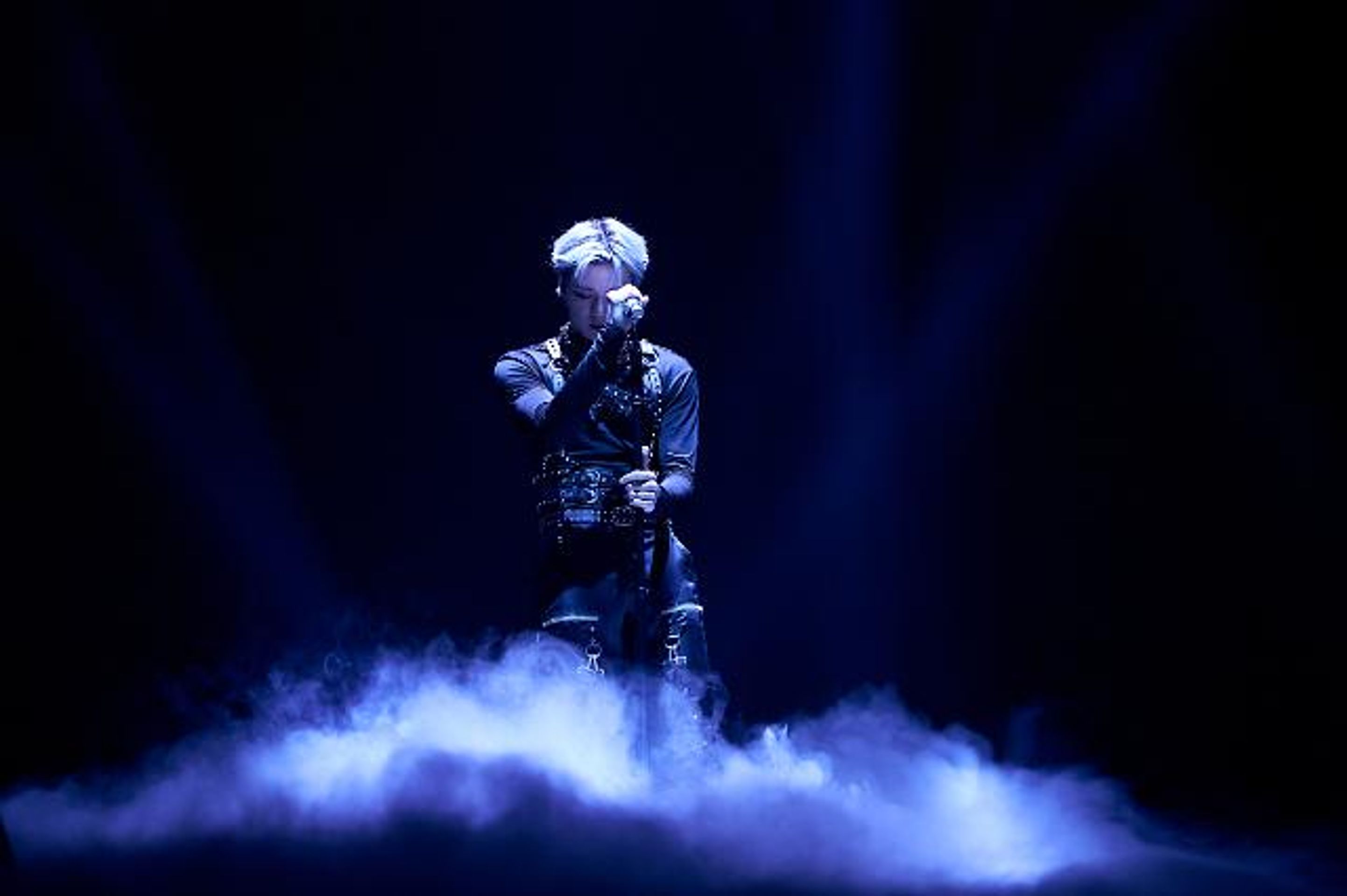 강다니엘: 홀드 유어 브레스