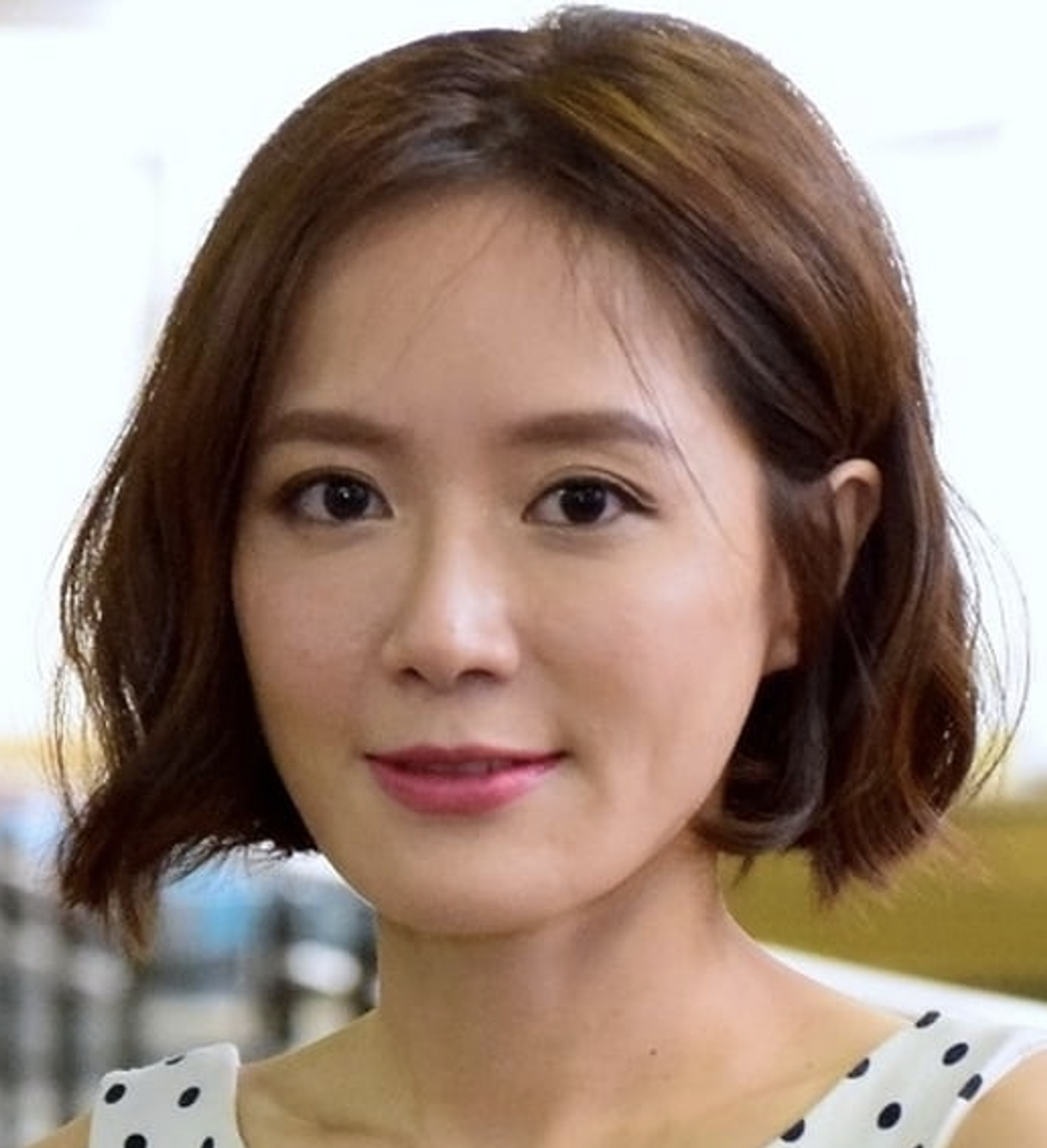 윤형