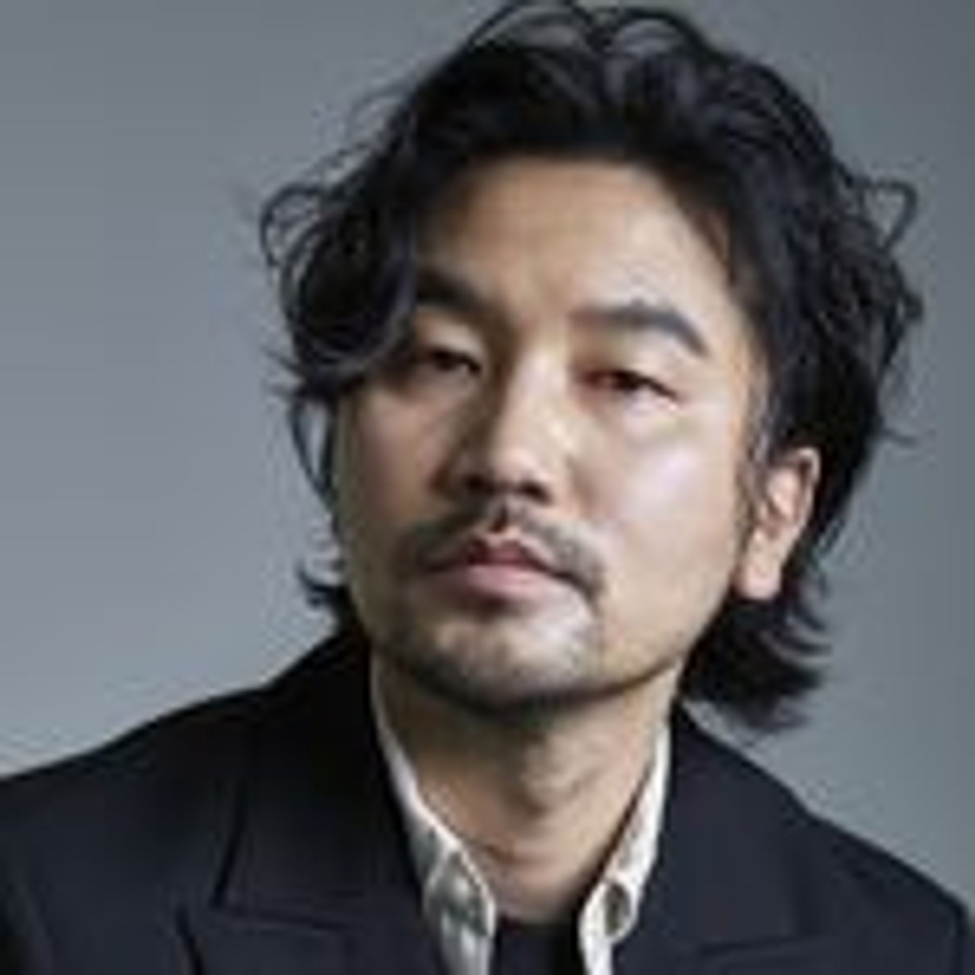 이석