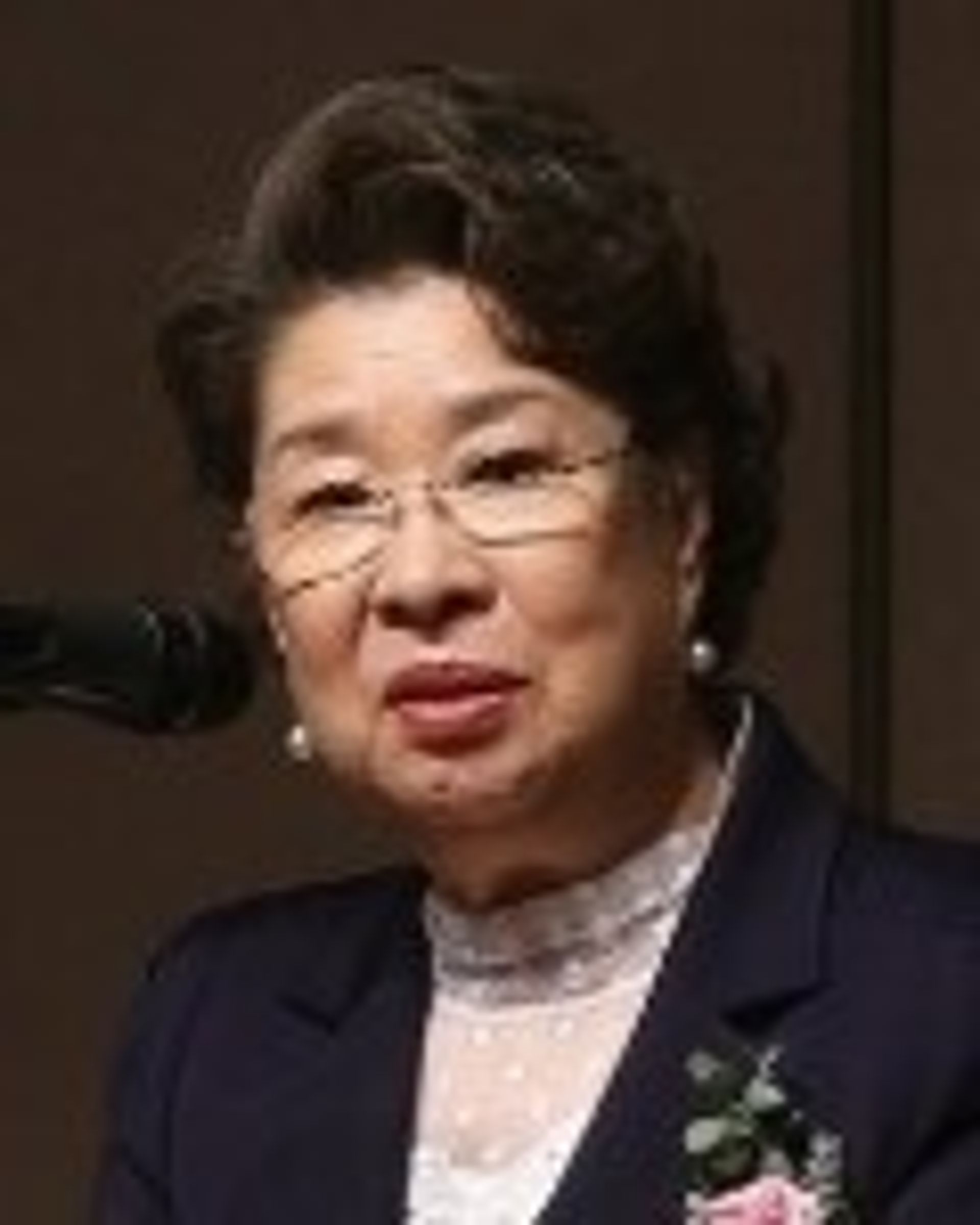 엄앵란