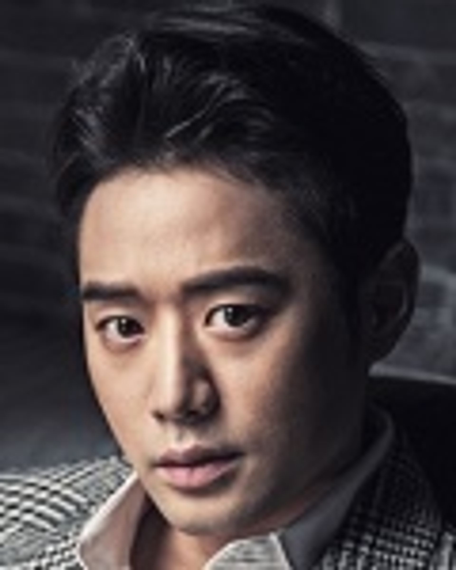 천정명