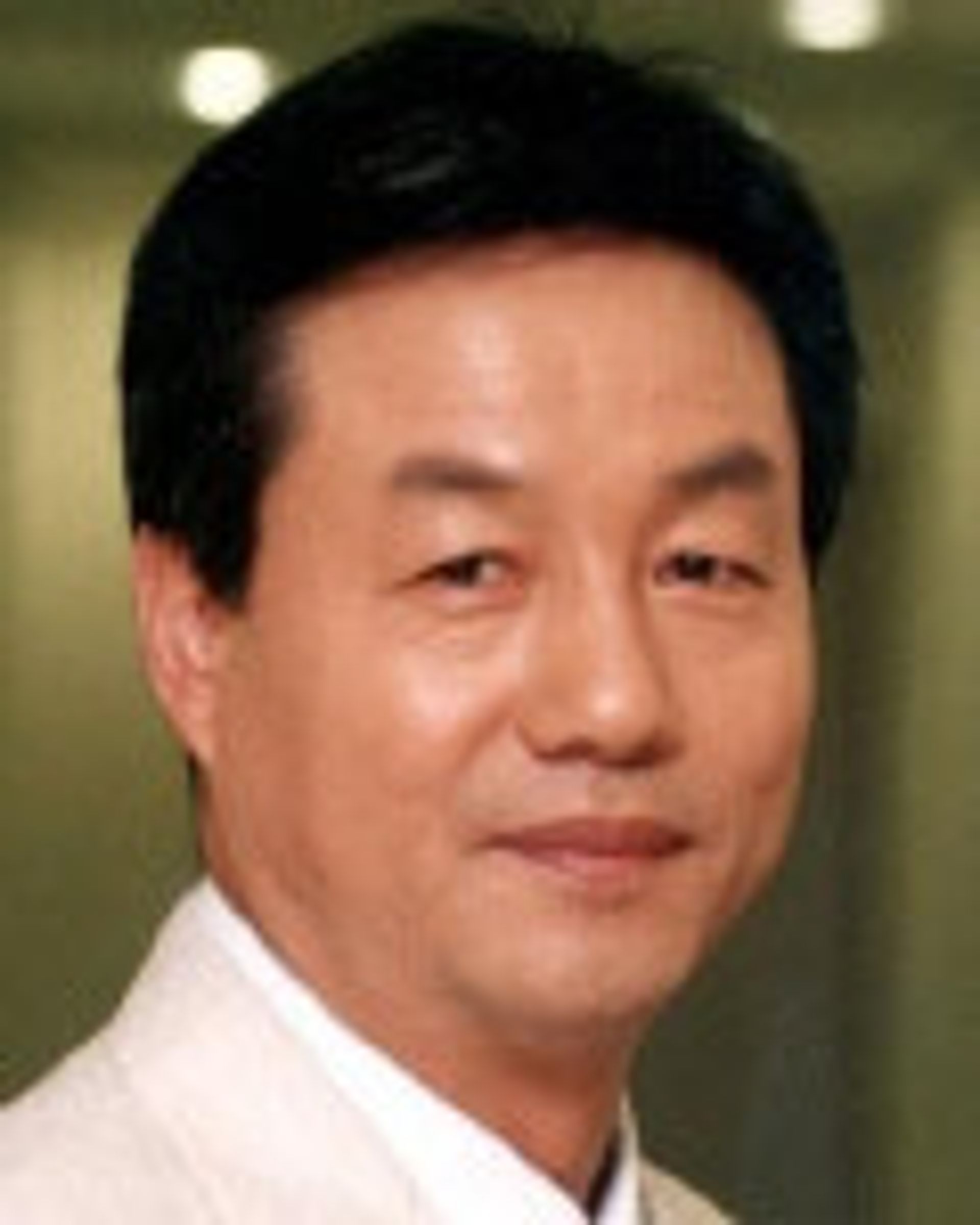 정동환