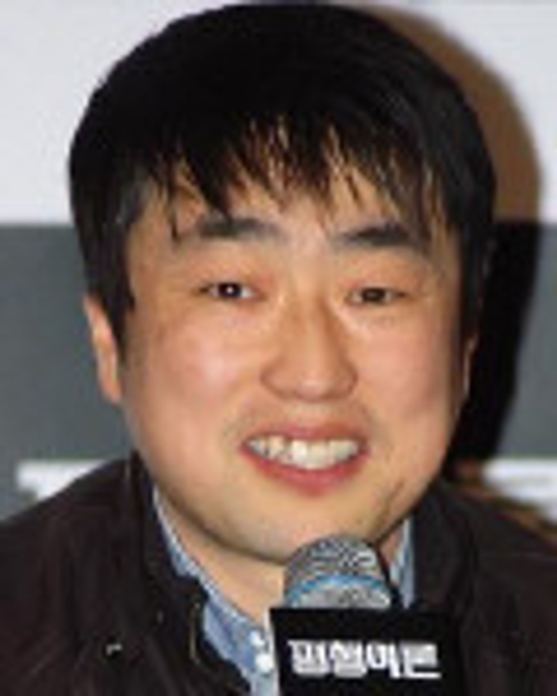 권호영