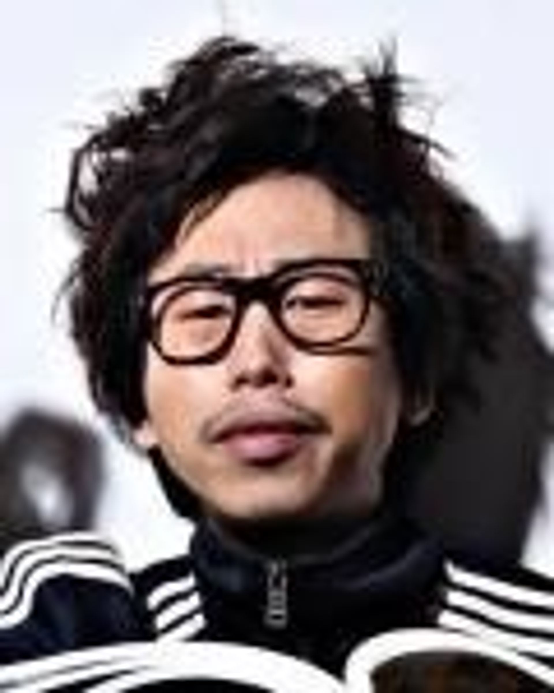 장지웅