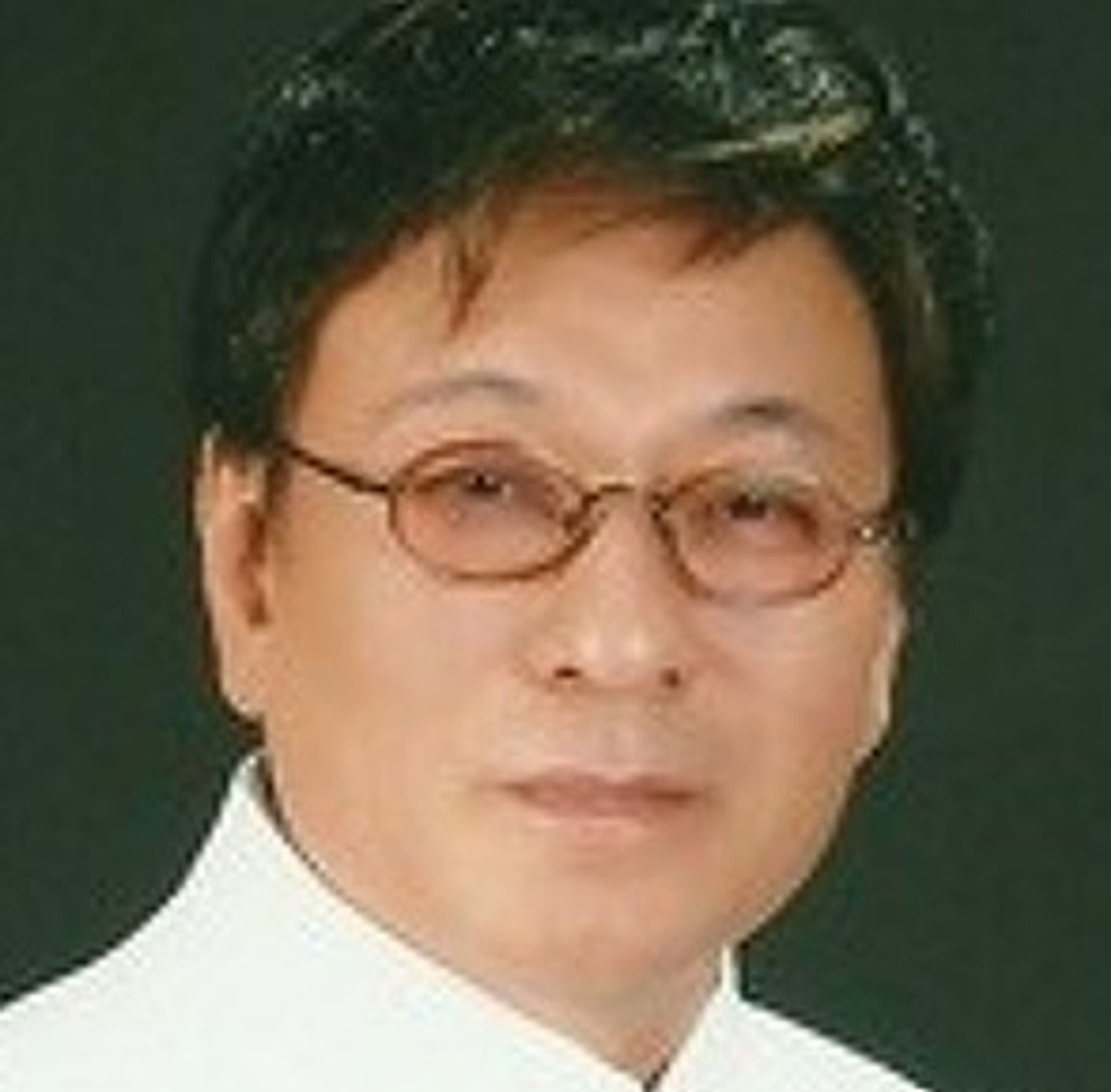 박윤근