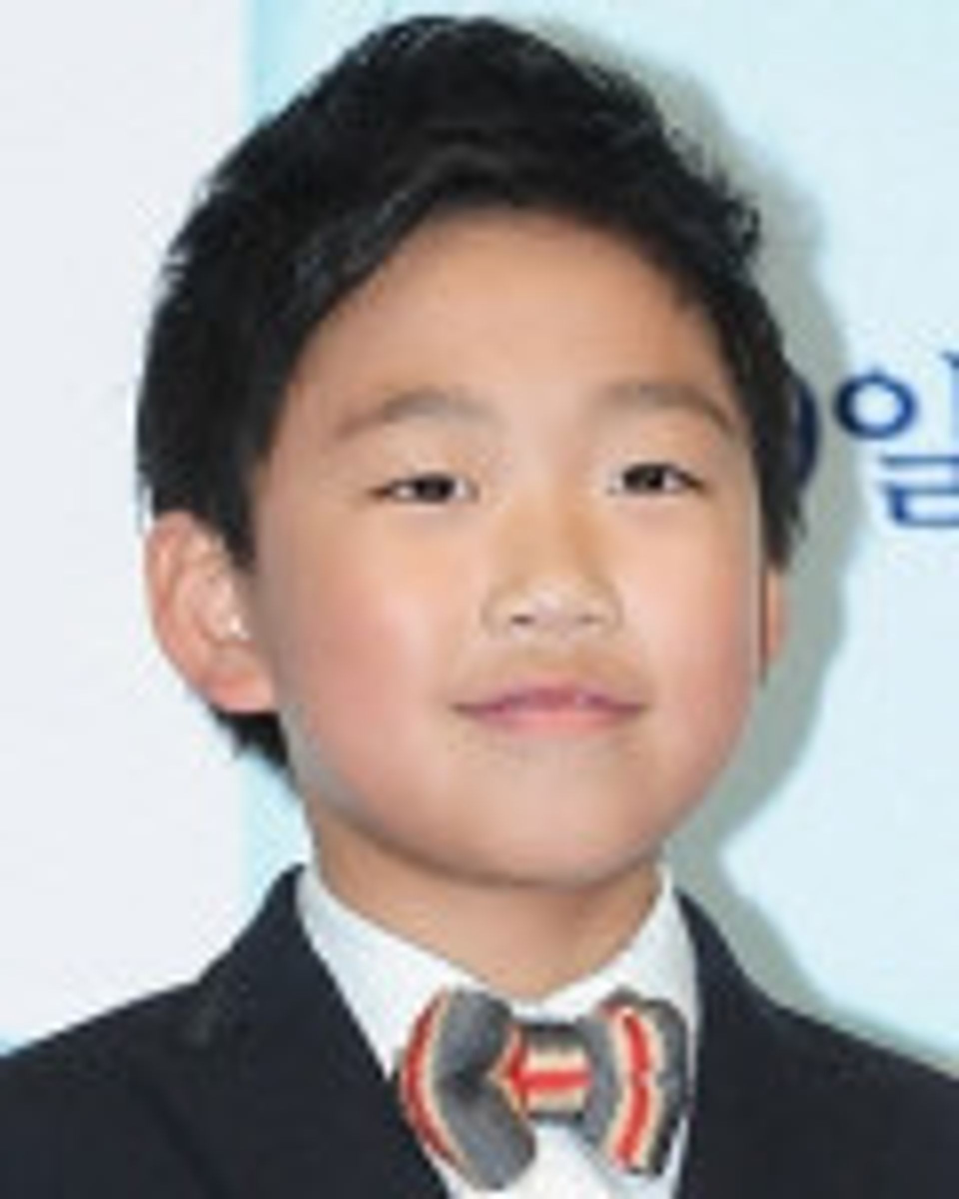 천보근