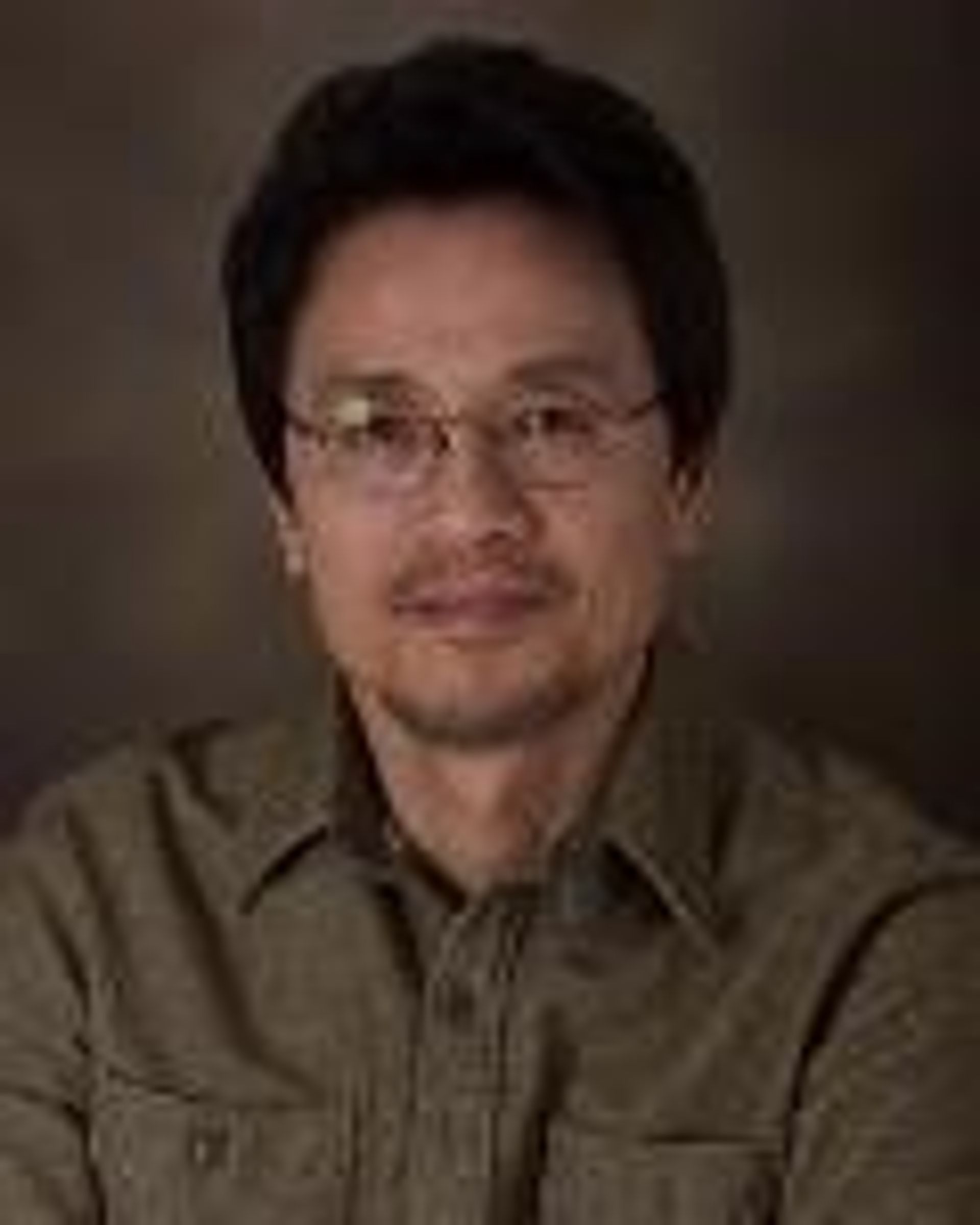 박지일