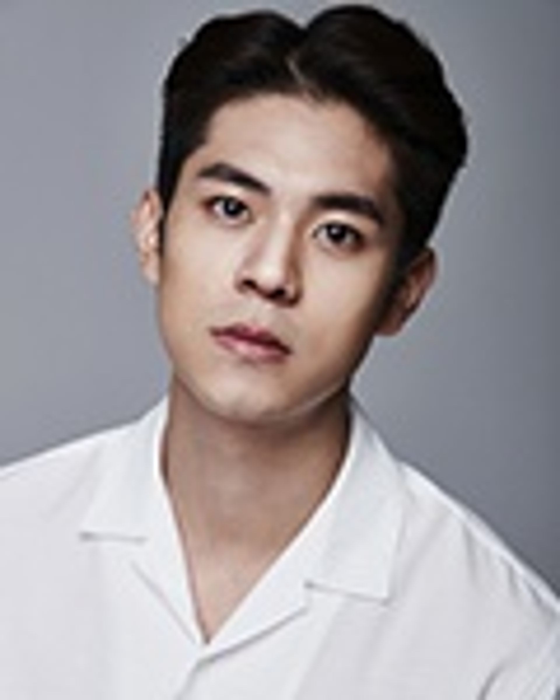 김근형