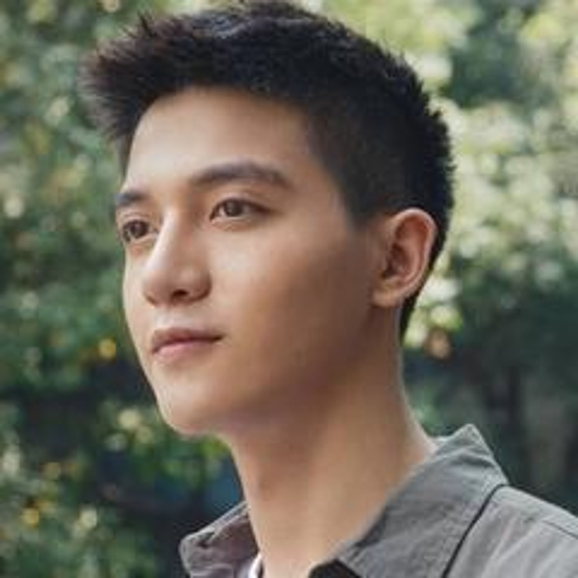 진박호