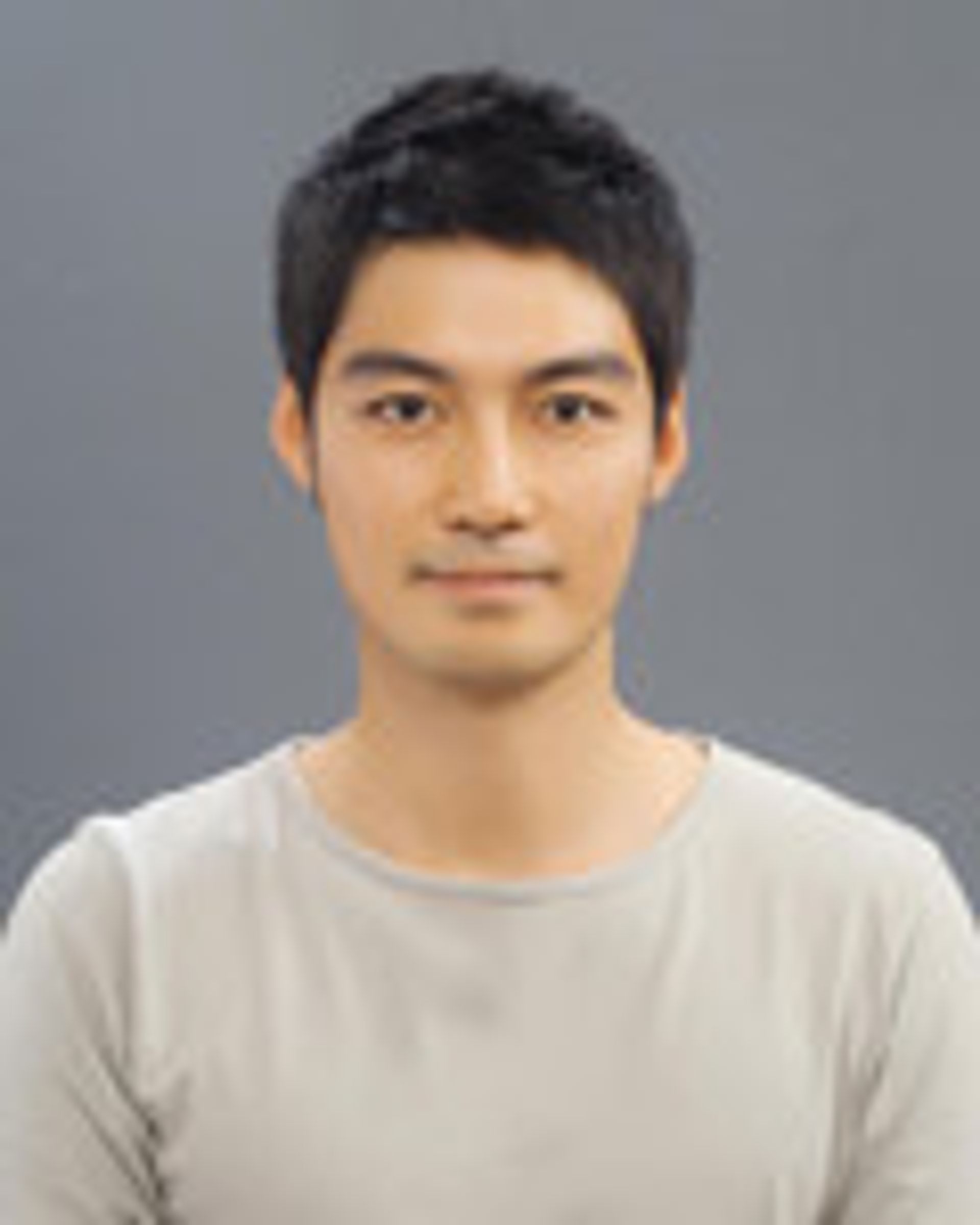 이현우