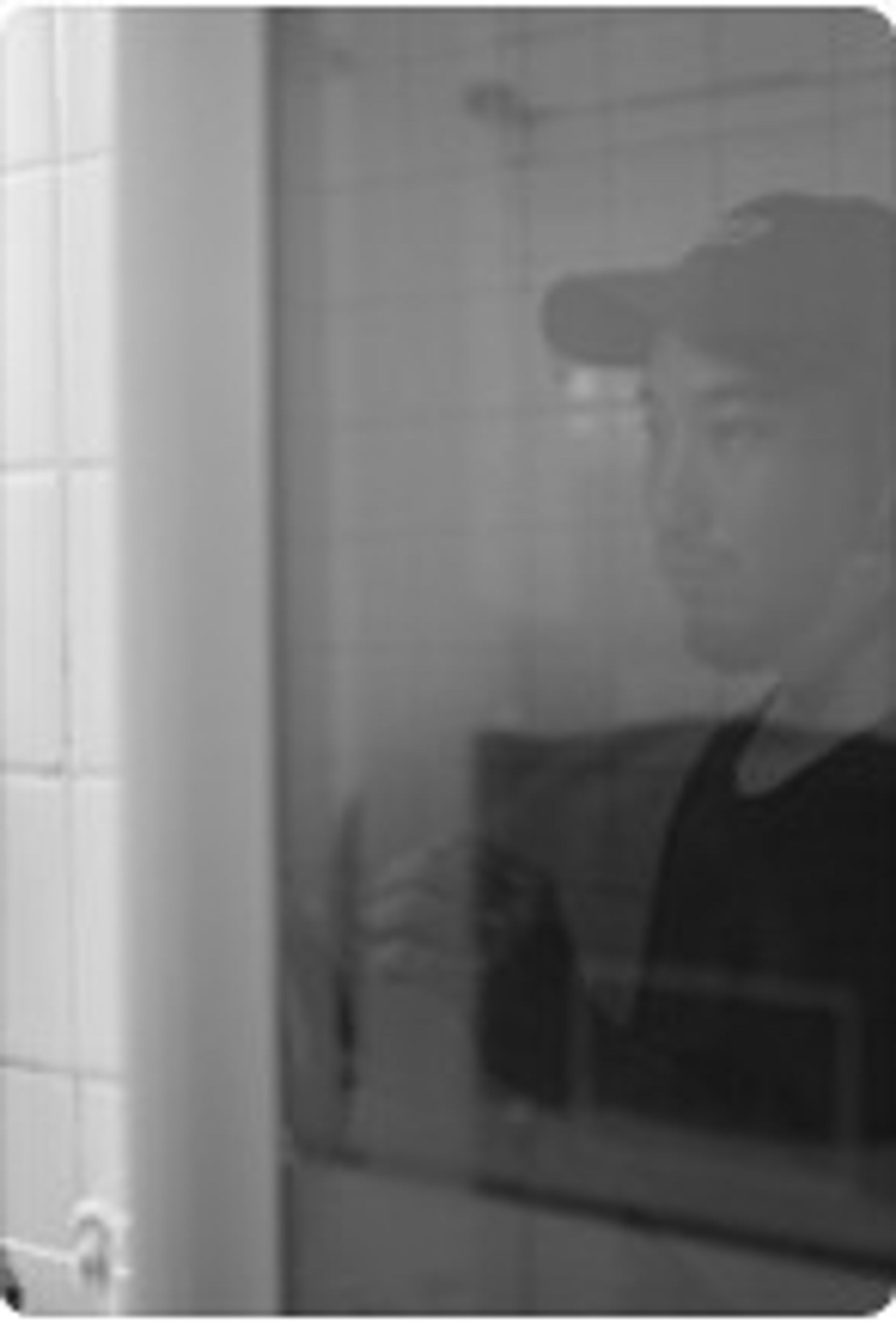 정인