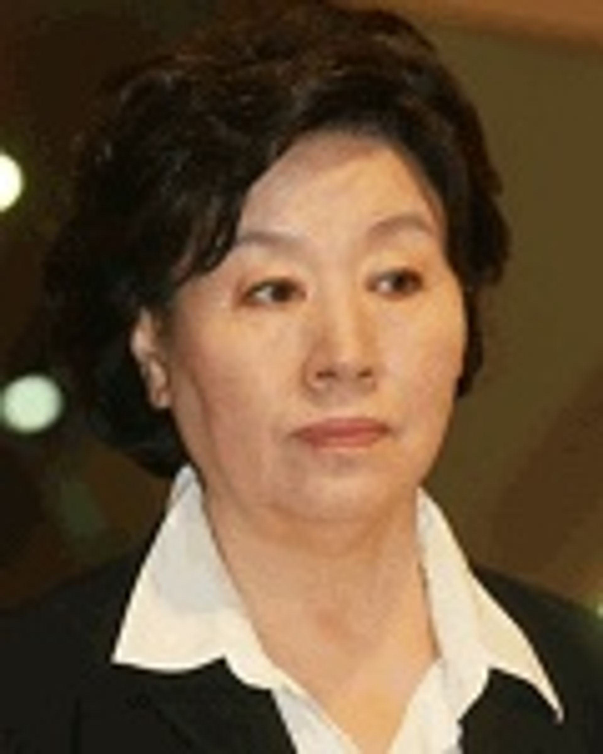 반효정