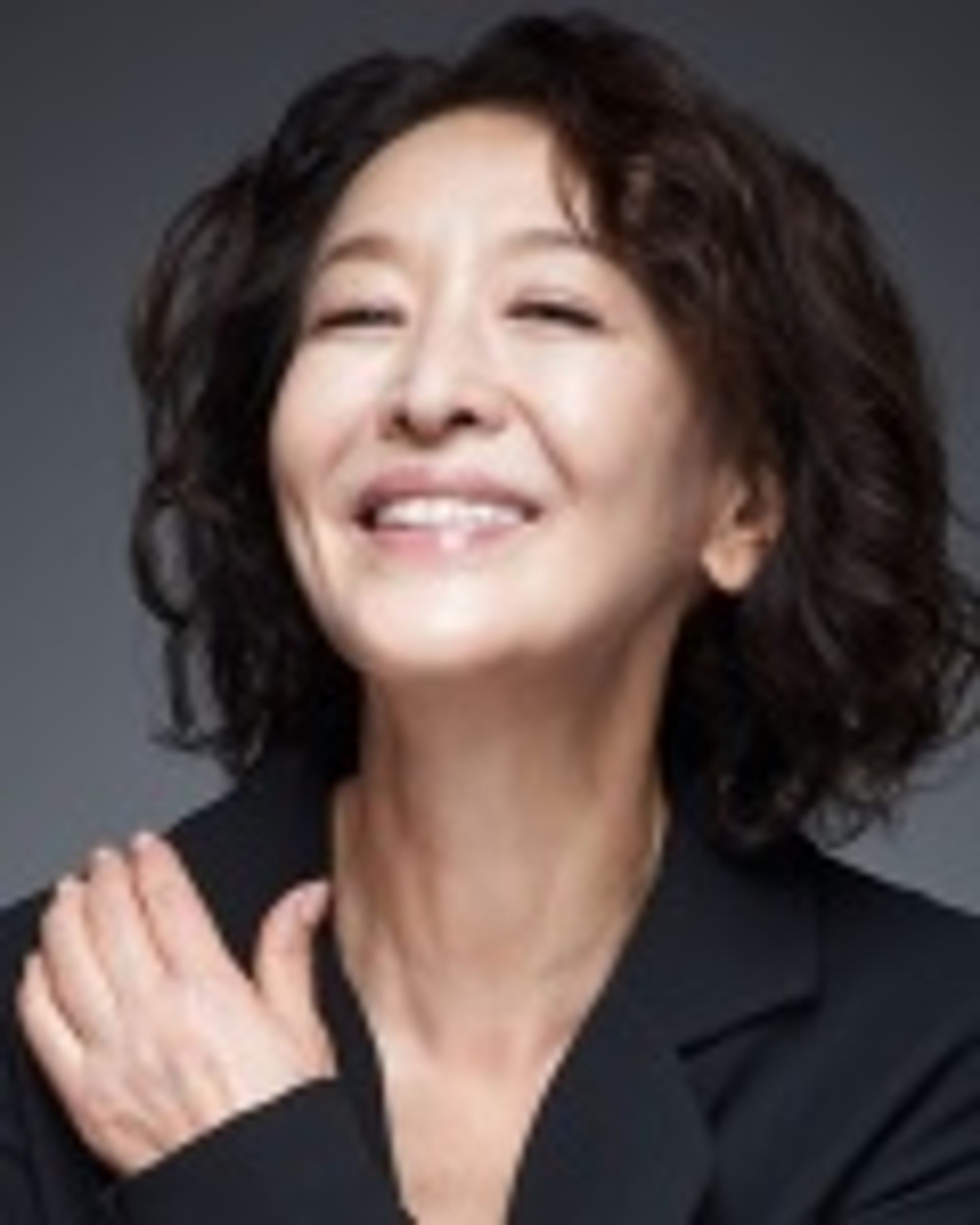윤석화