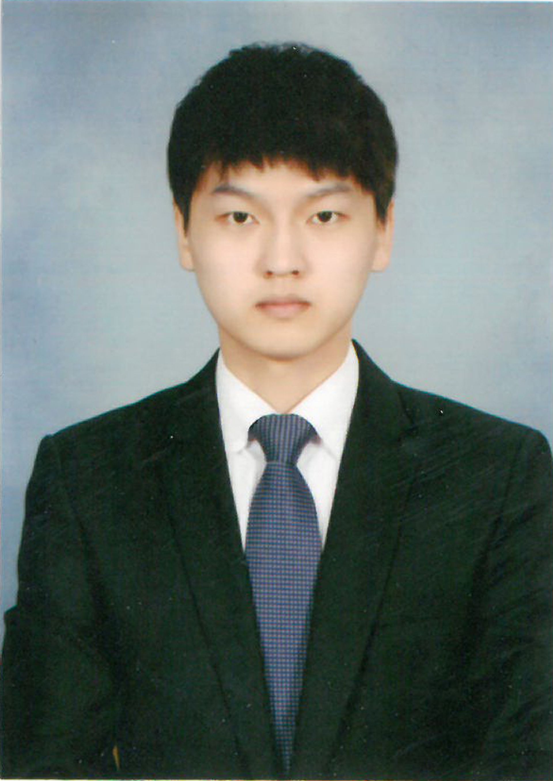 김유준