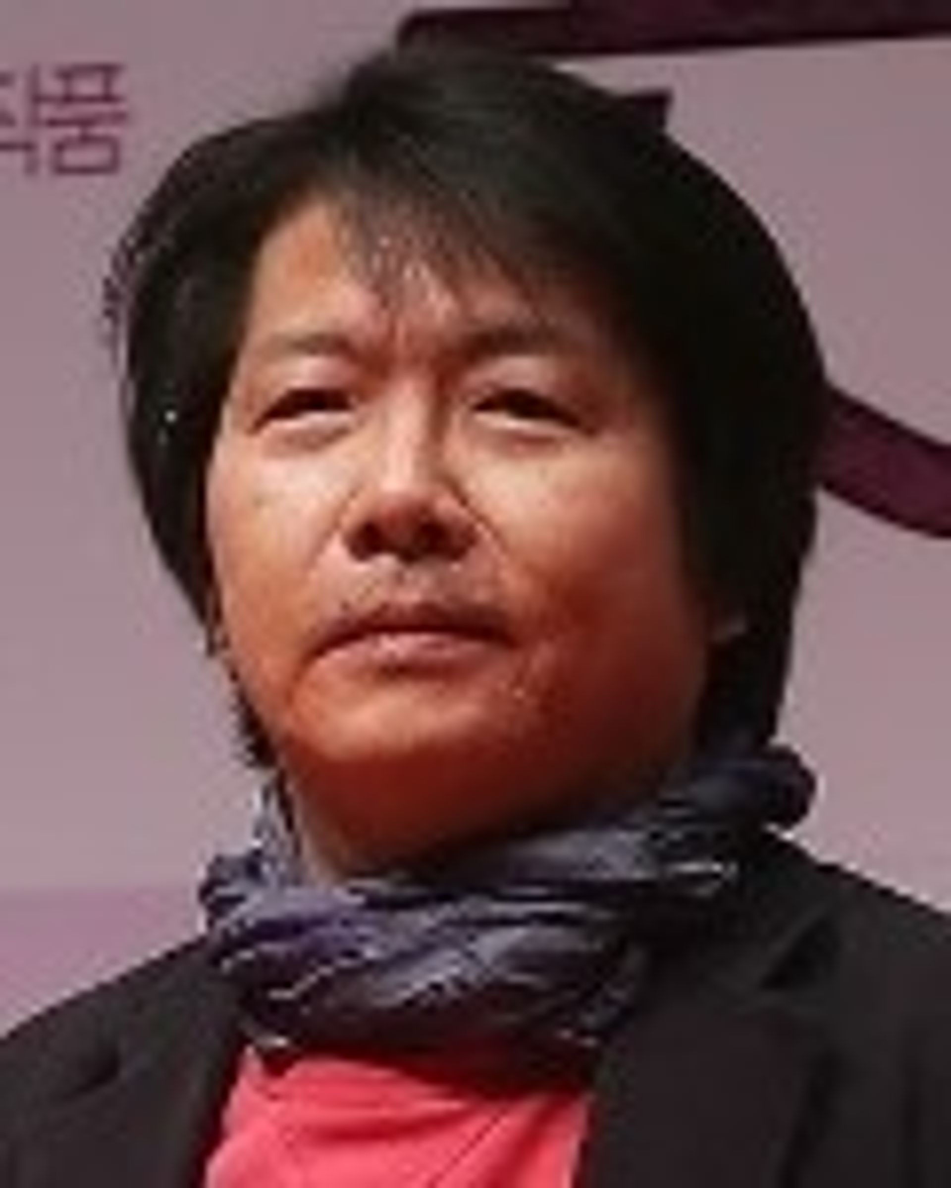 권칠인