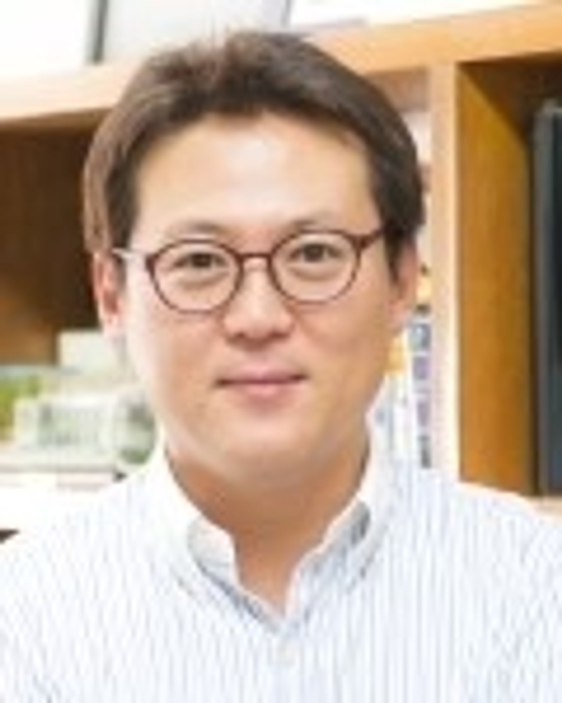 김경일