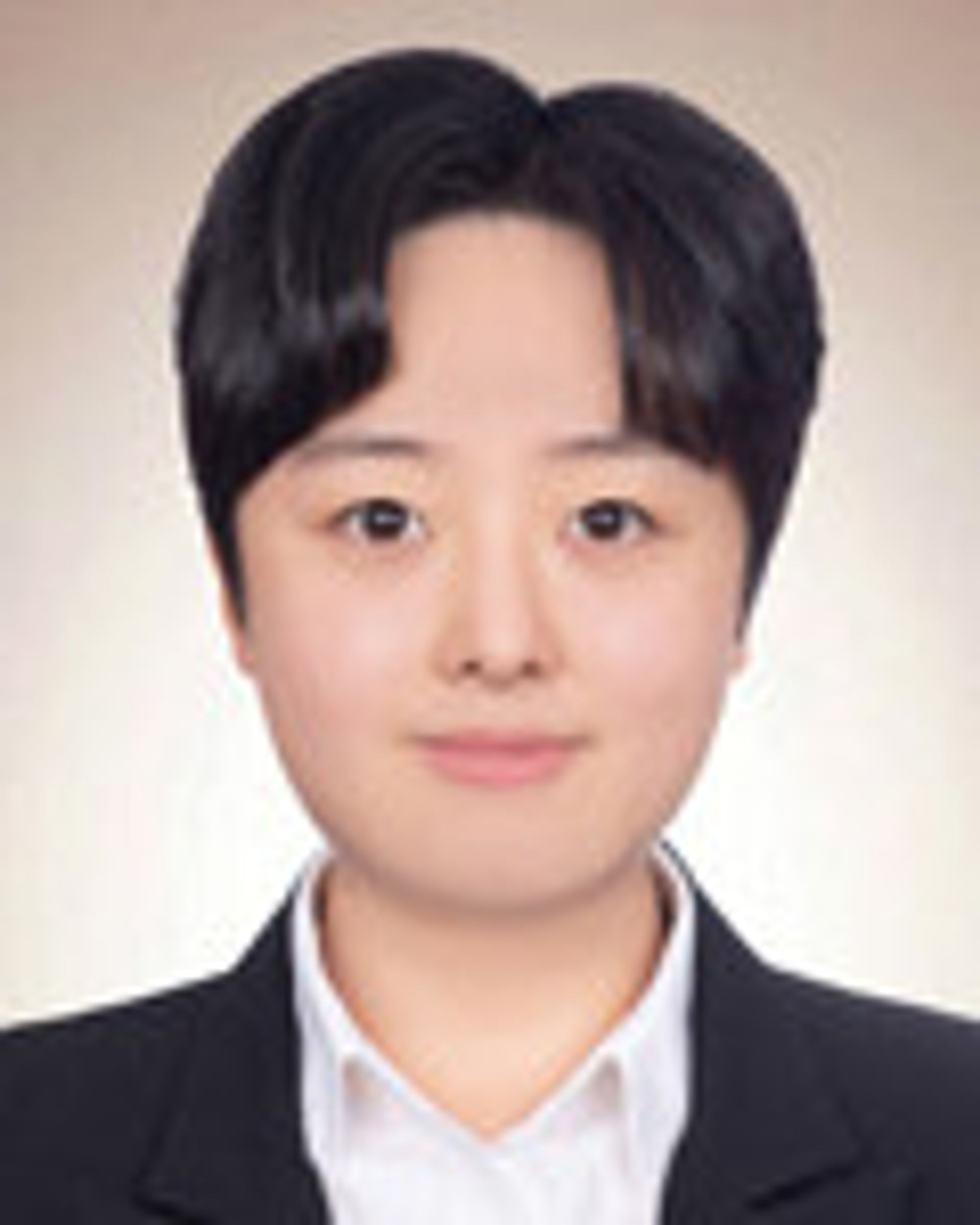 김민주