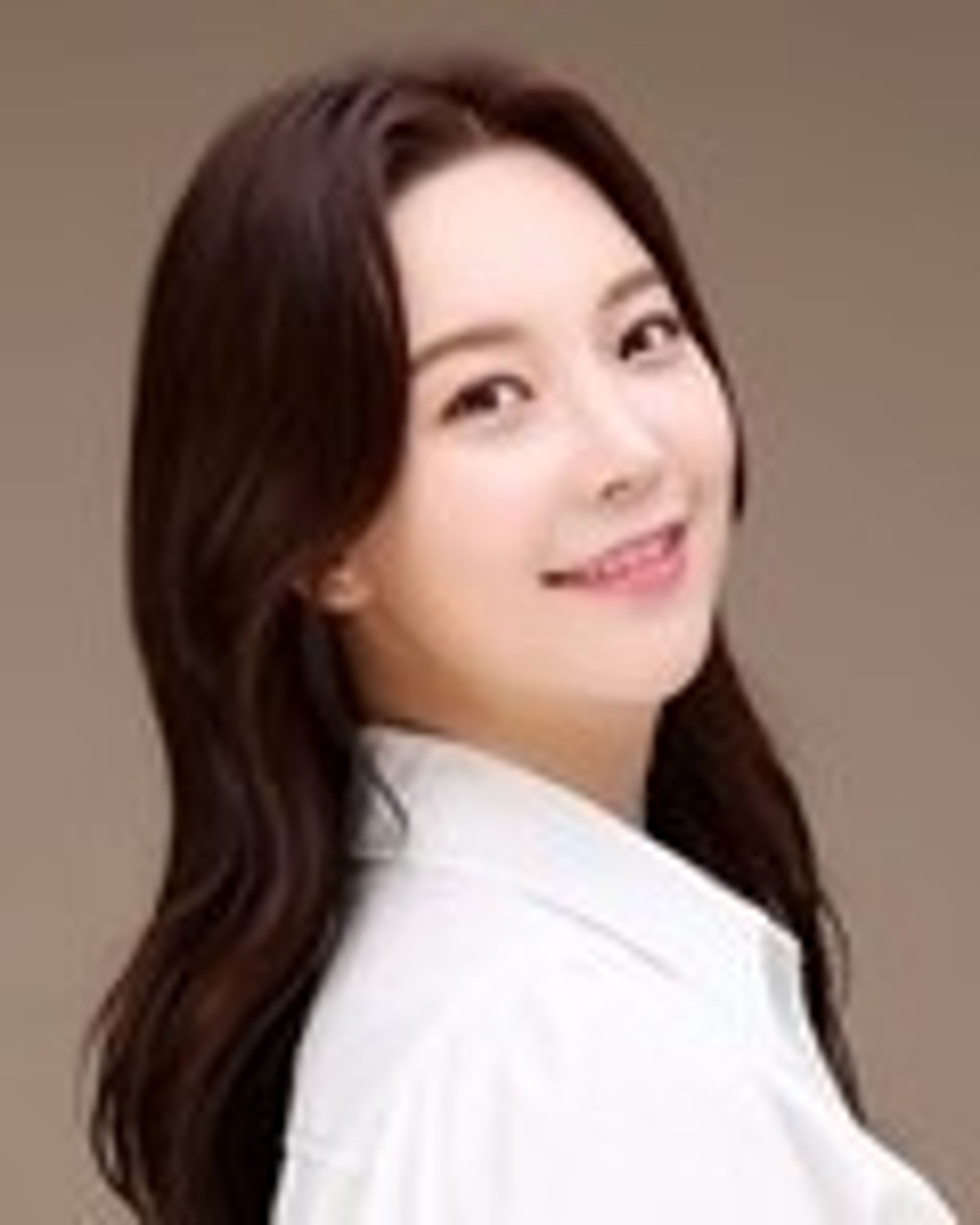 최은지