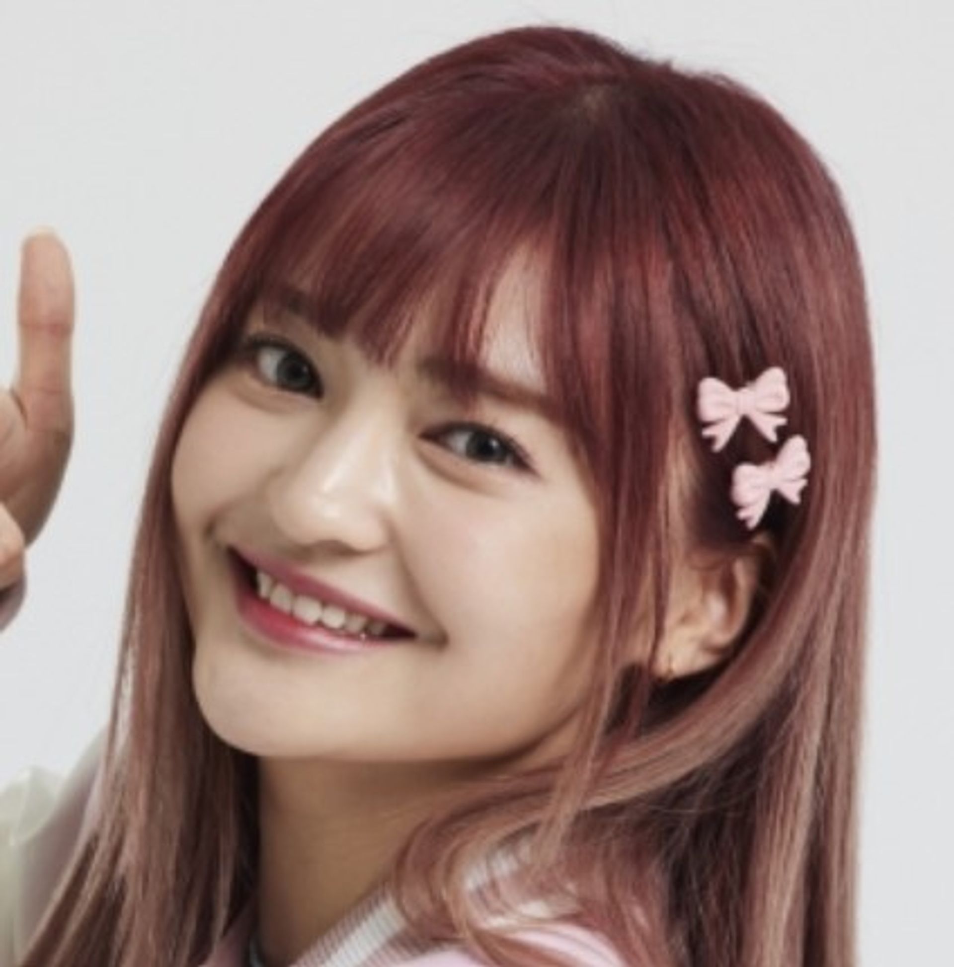 초연