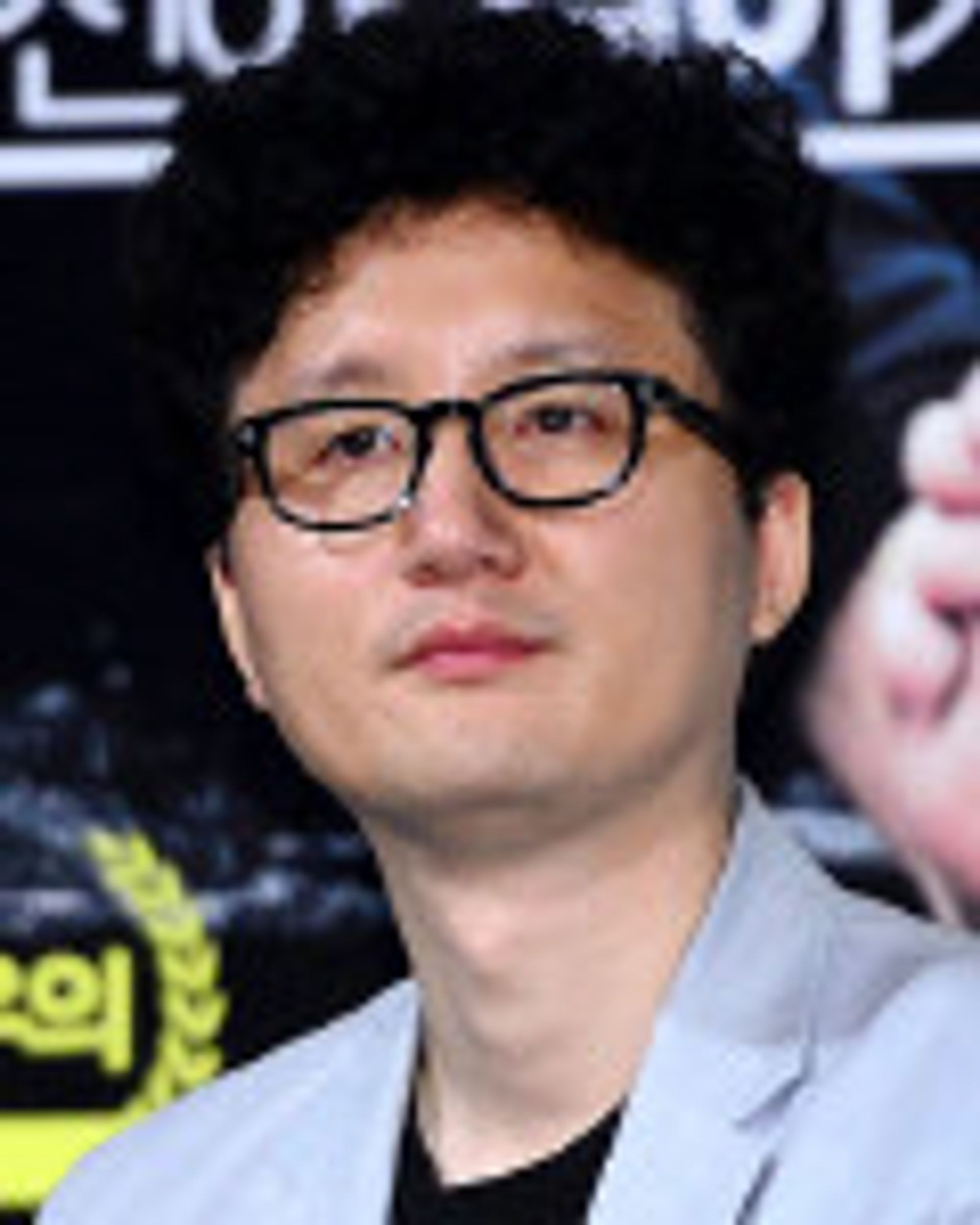 이근우