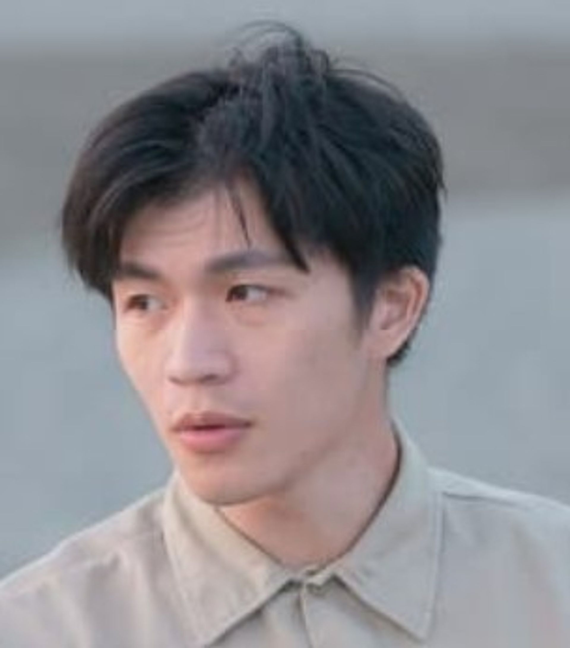 저우젠위