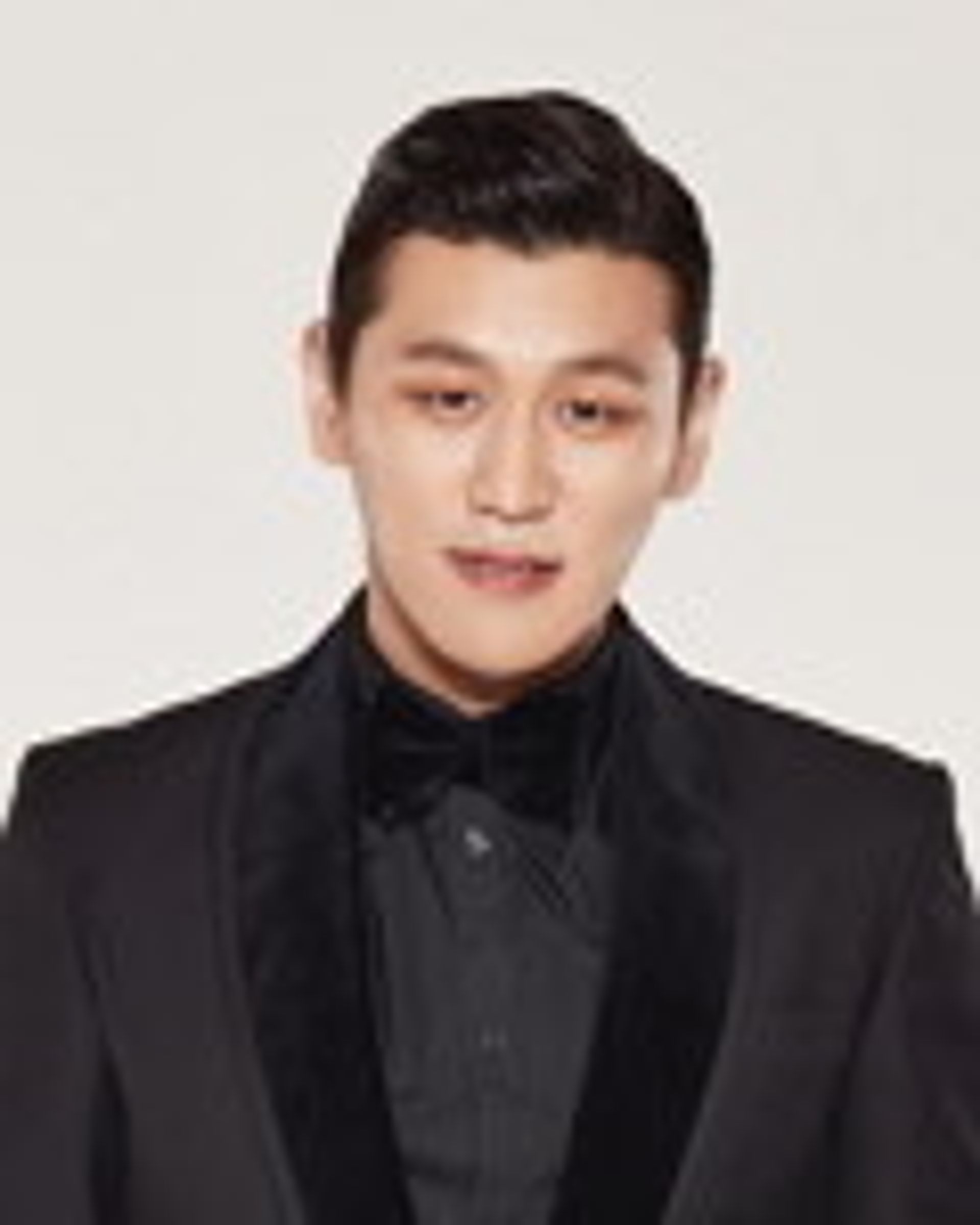 강홍석