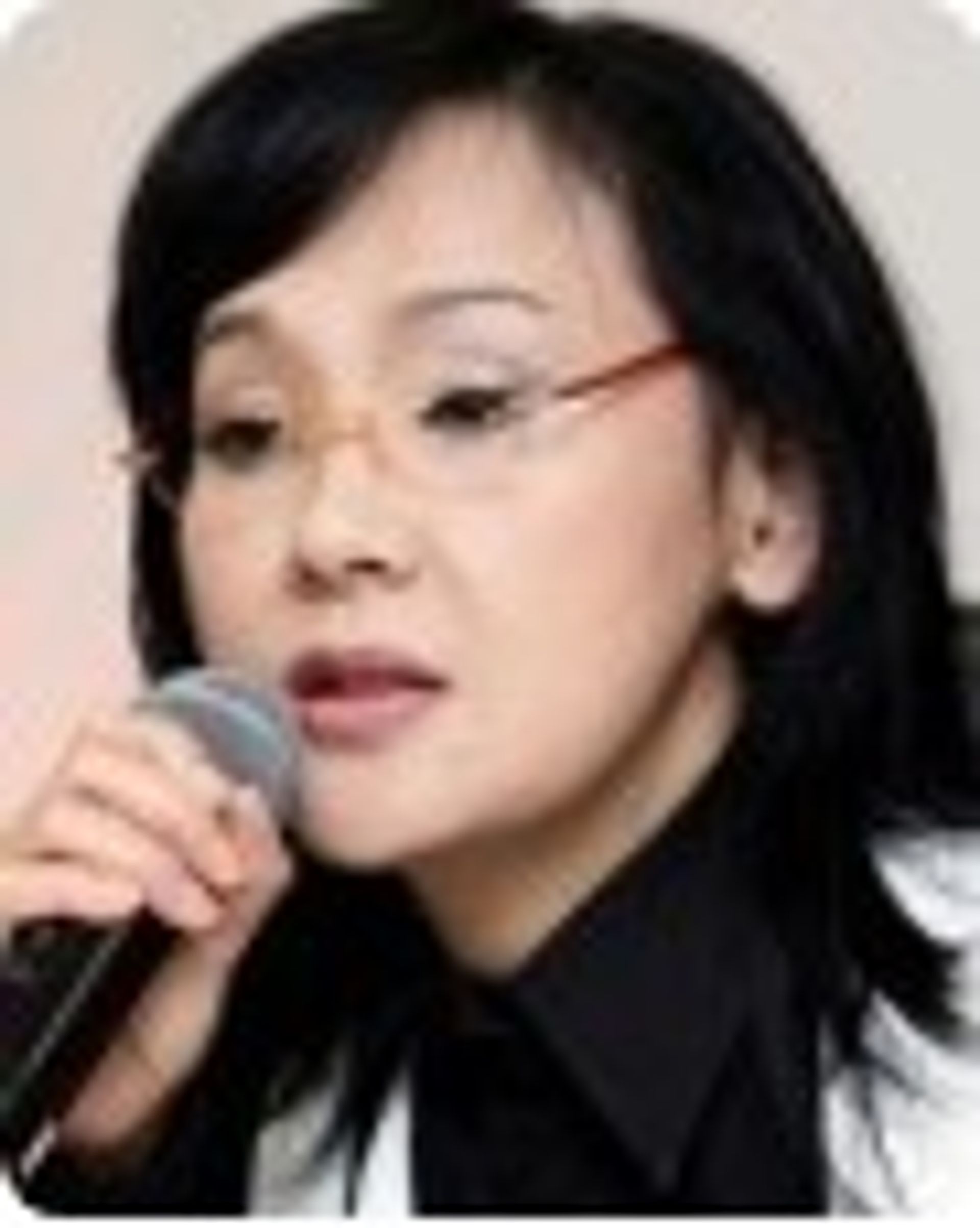 김수희