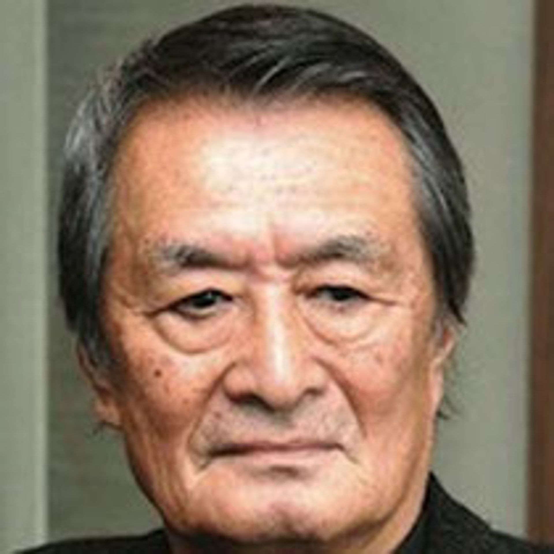 야마자키 츠토무