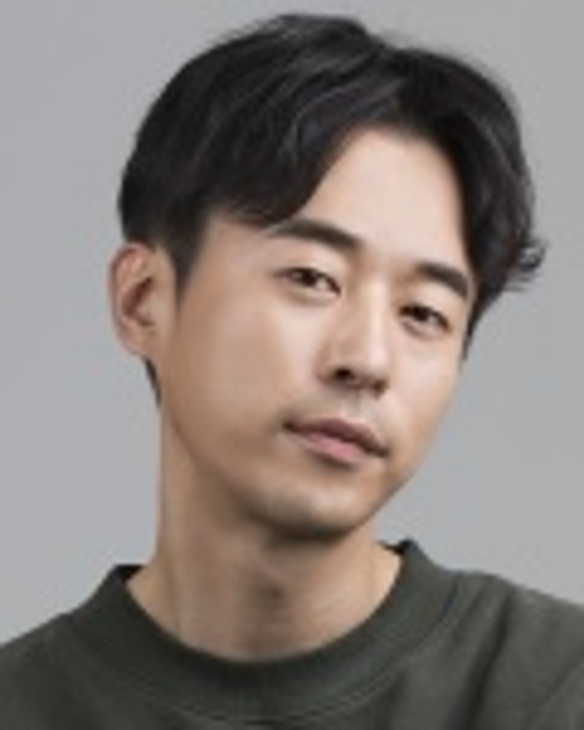 감승민