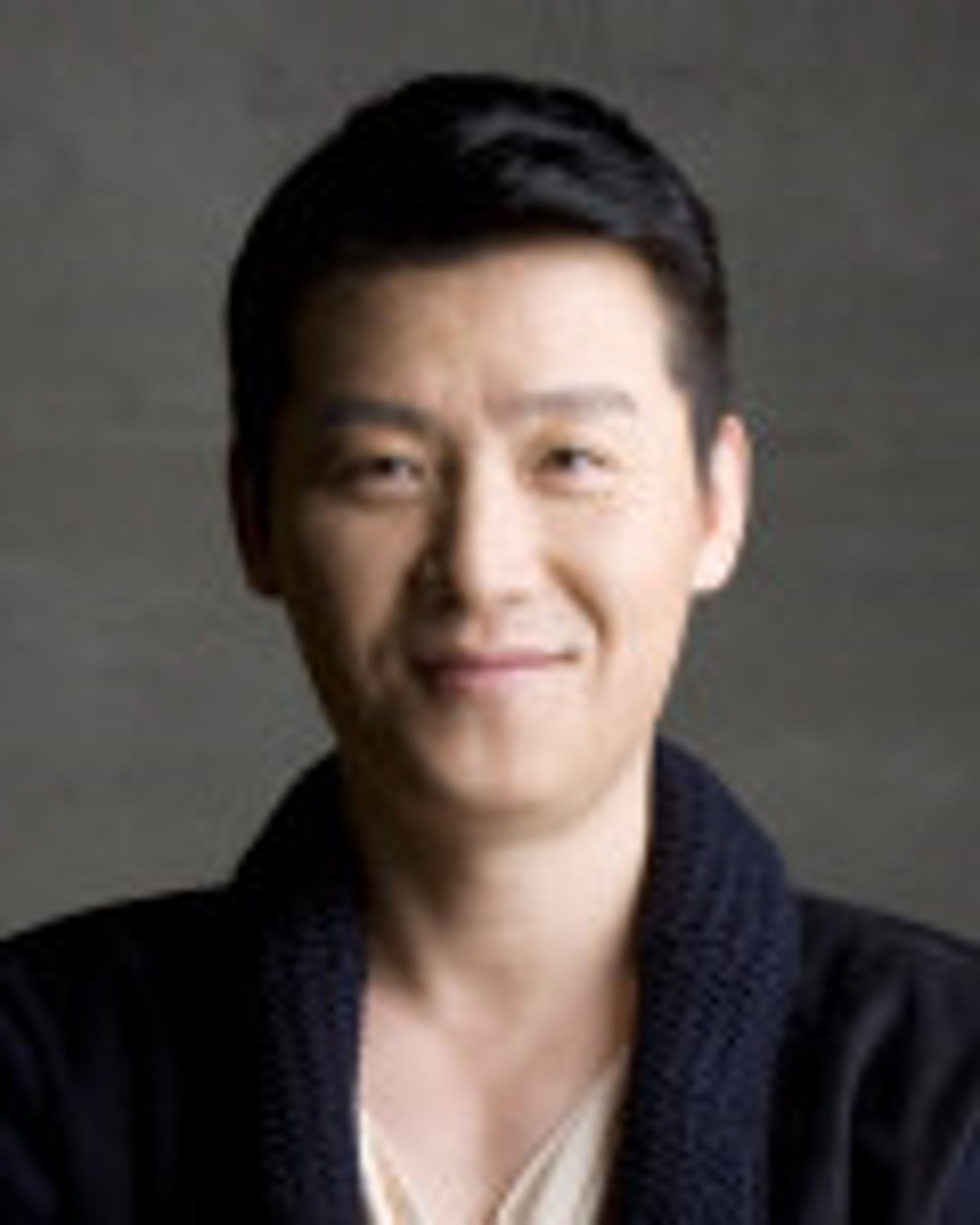이현우