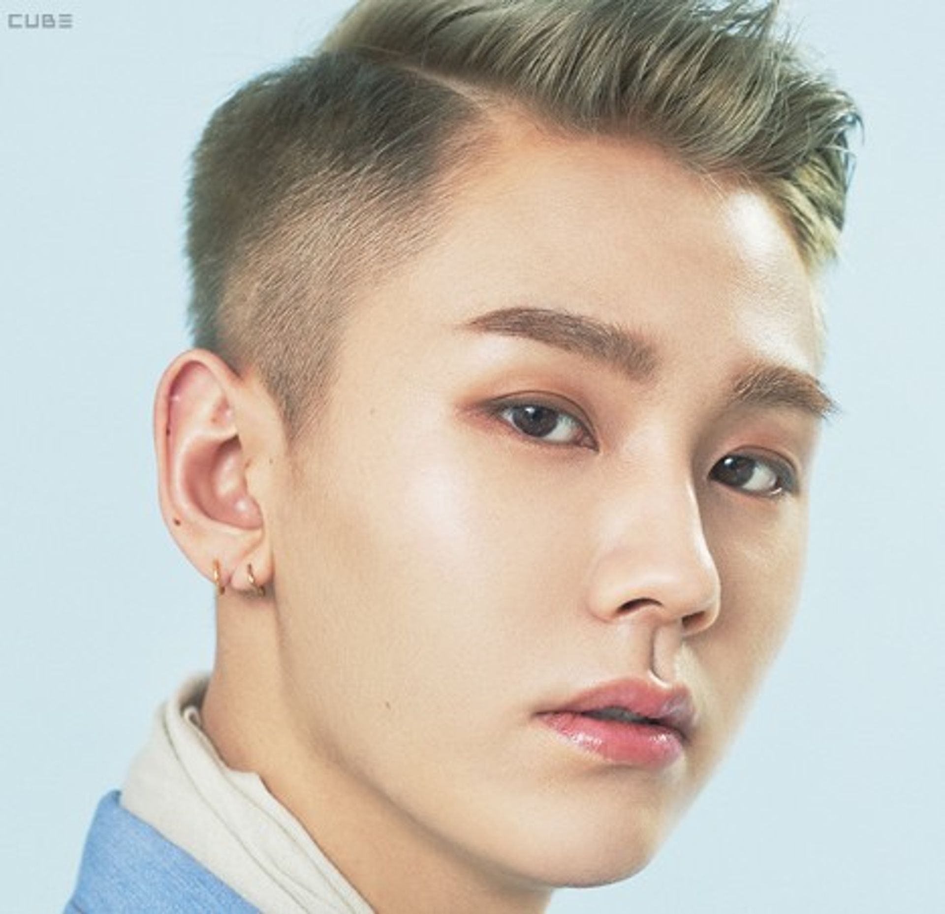 정일훈