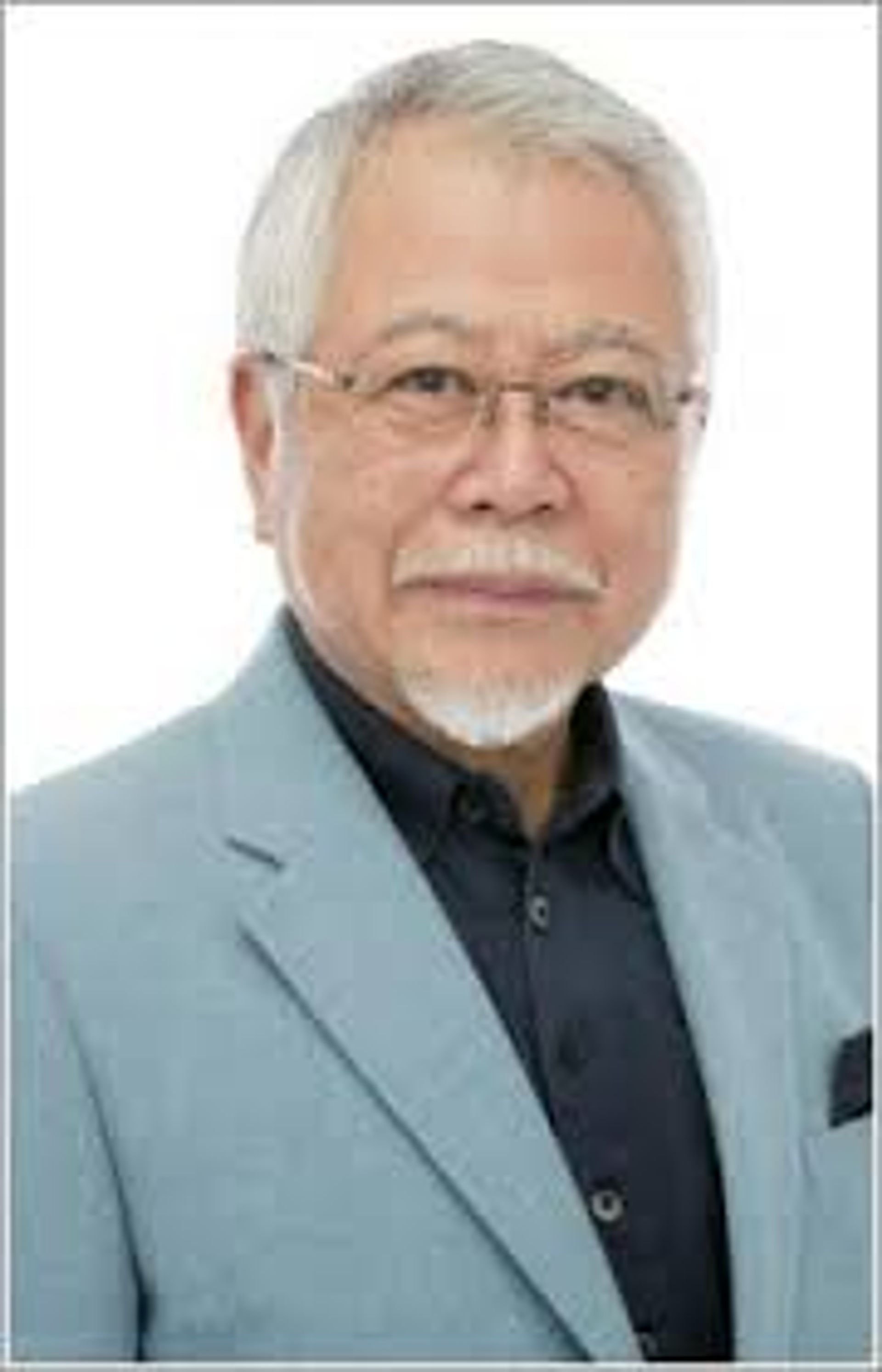 사카 오사무 