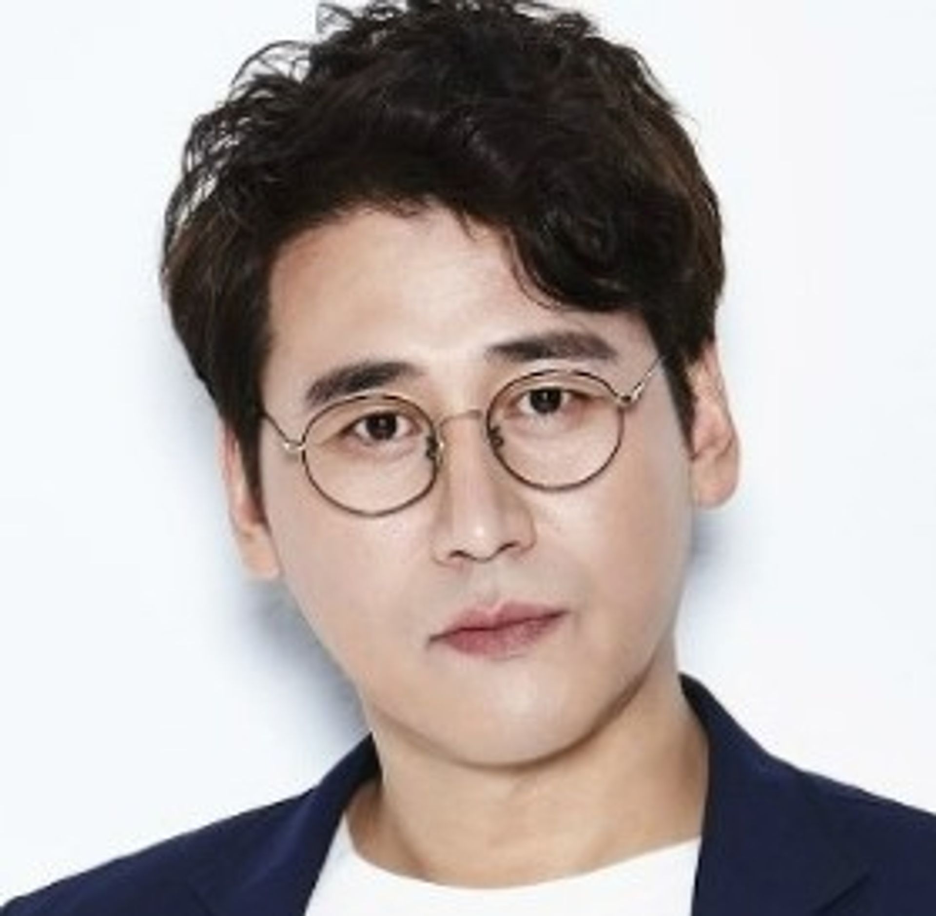 이로건