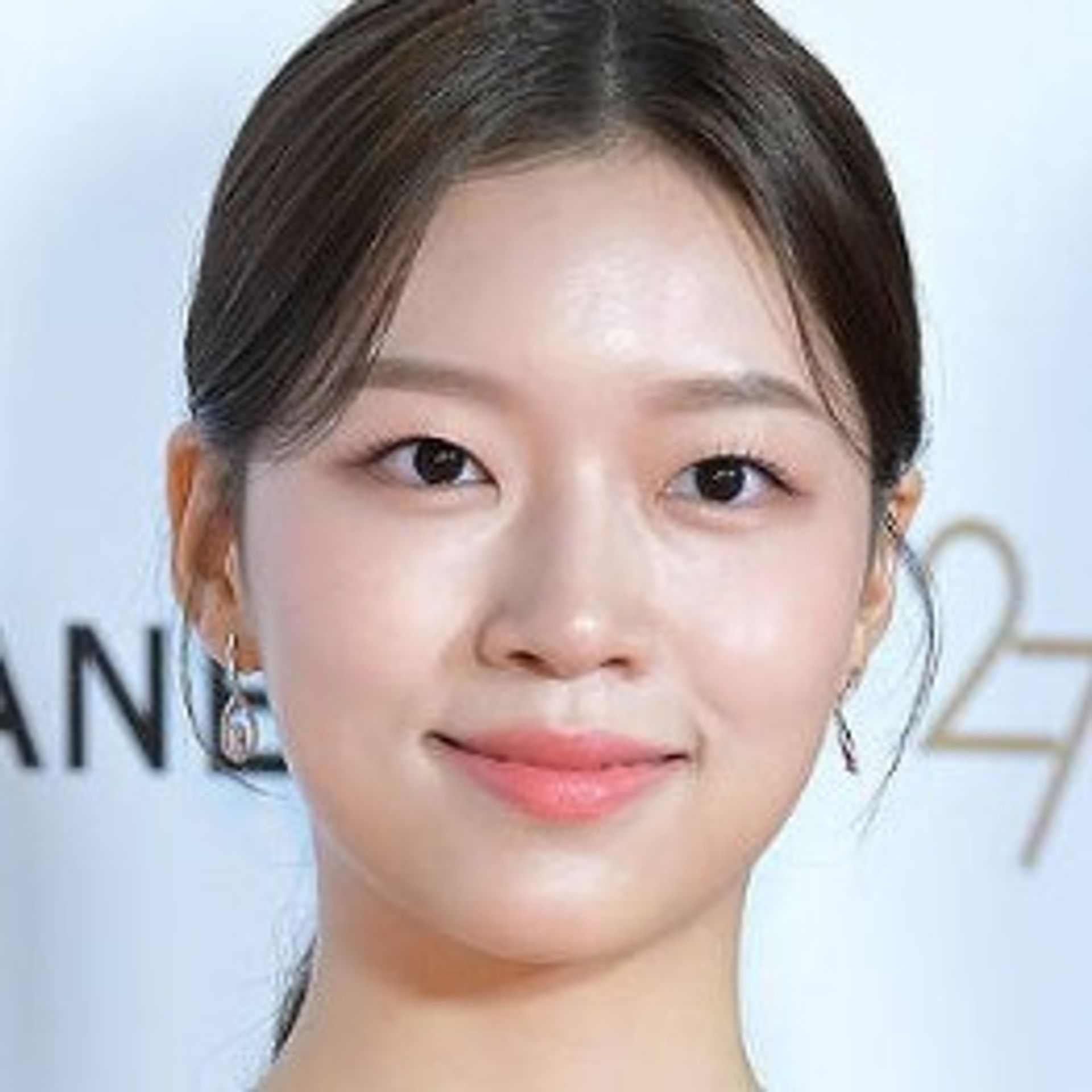 송지현