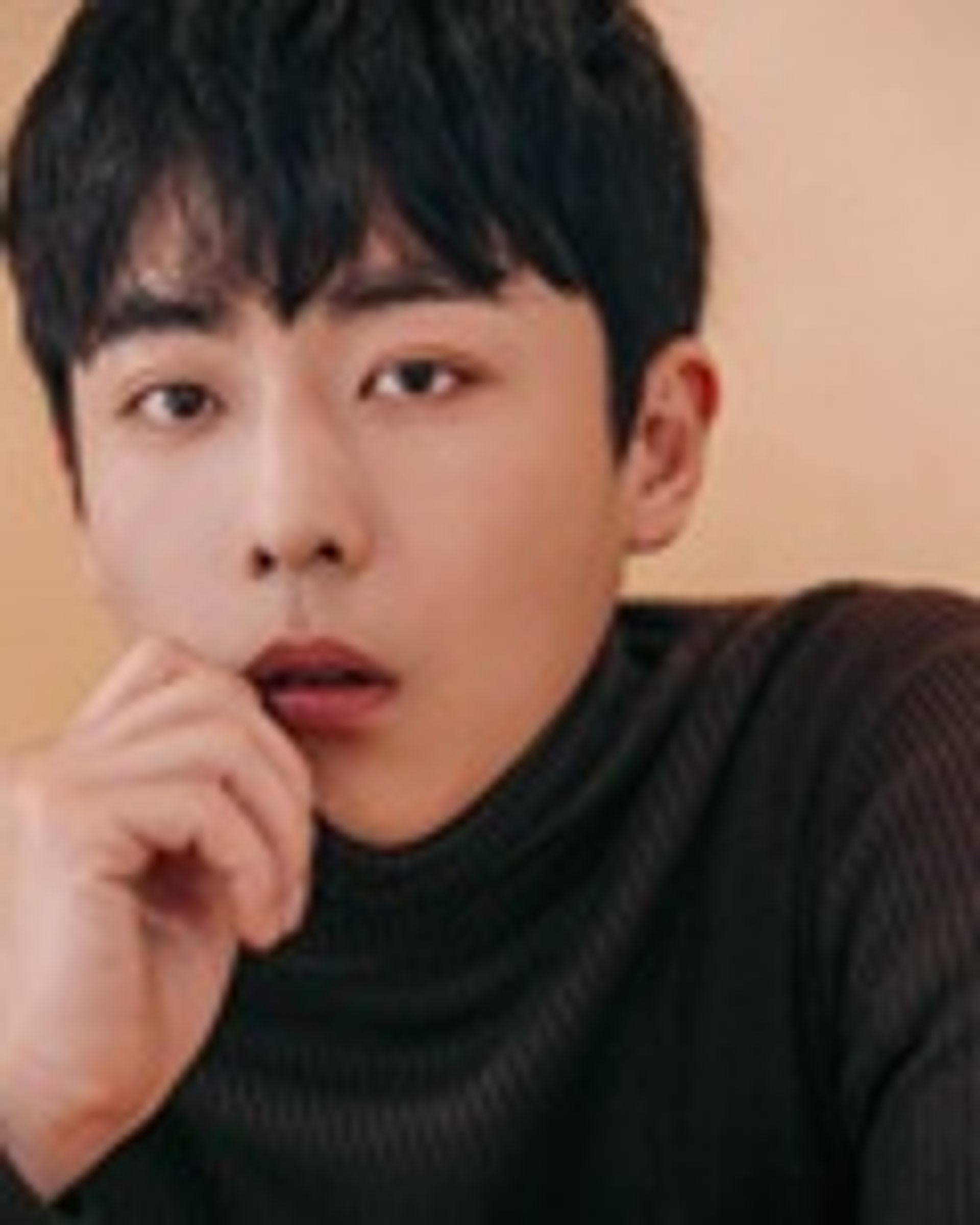 윤주빈