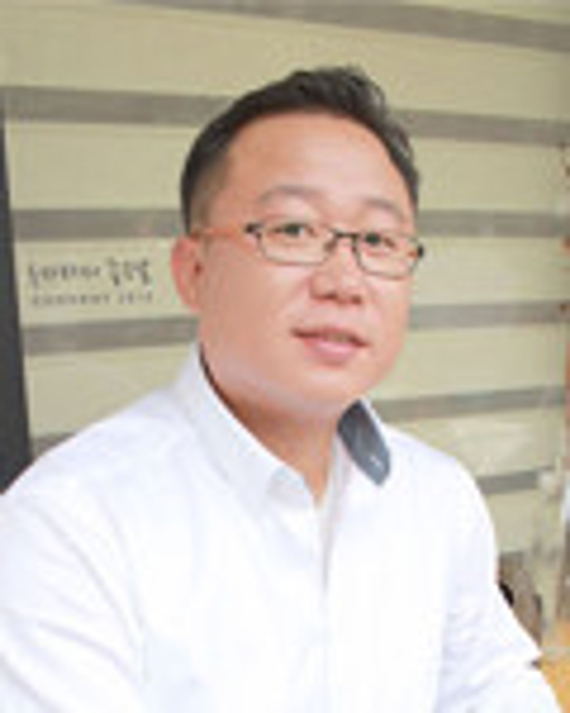홍진욱