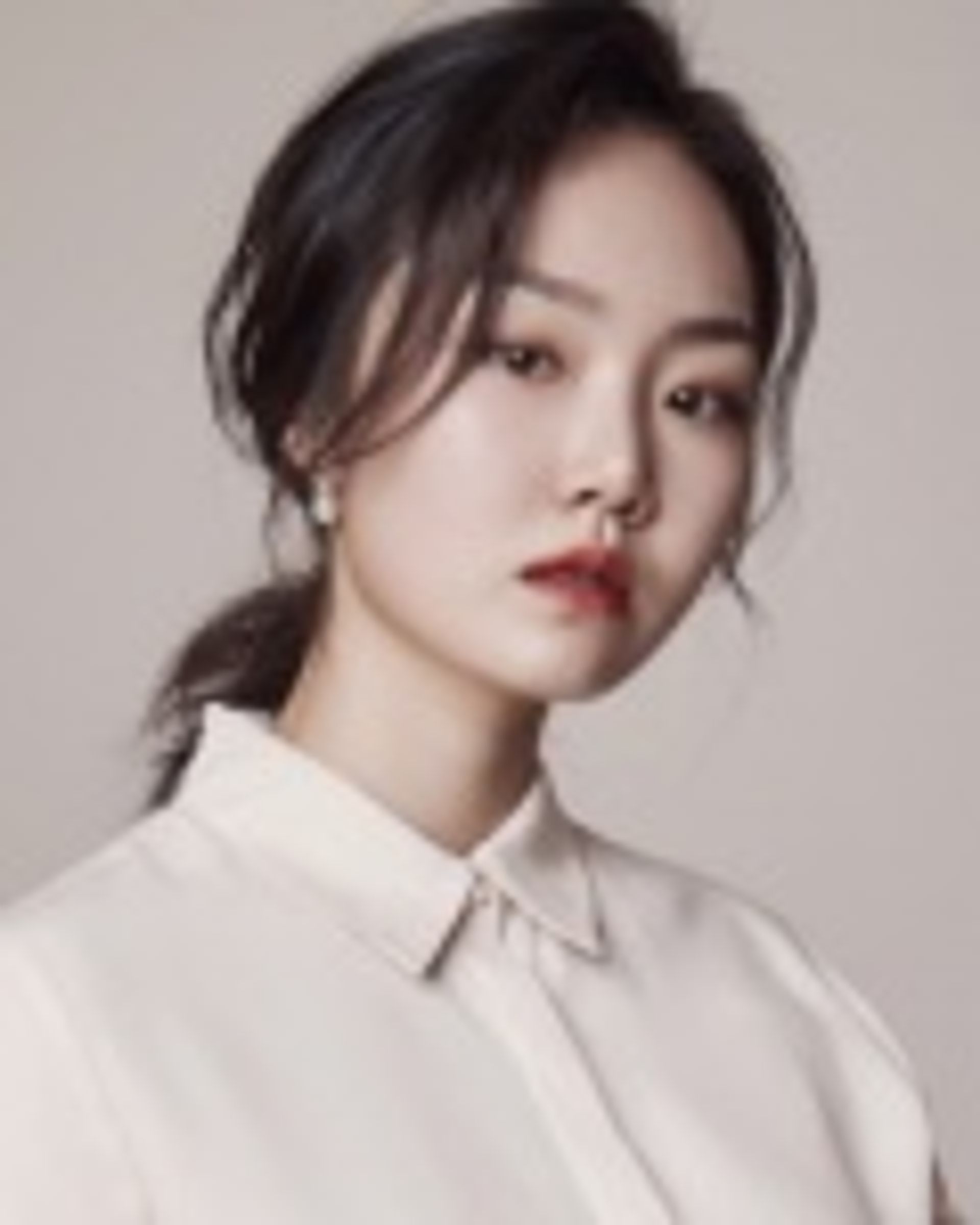 손수아