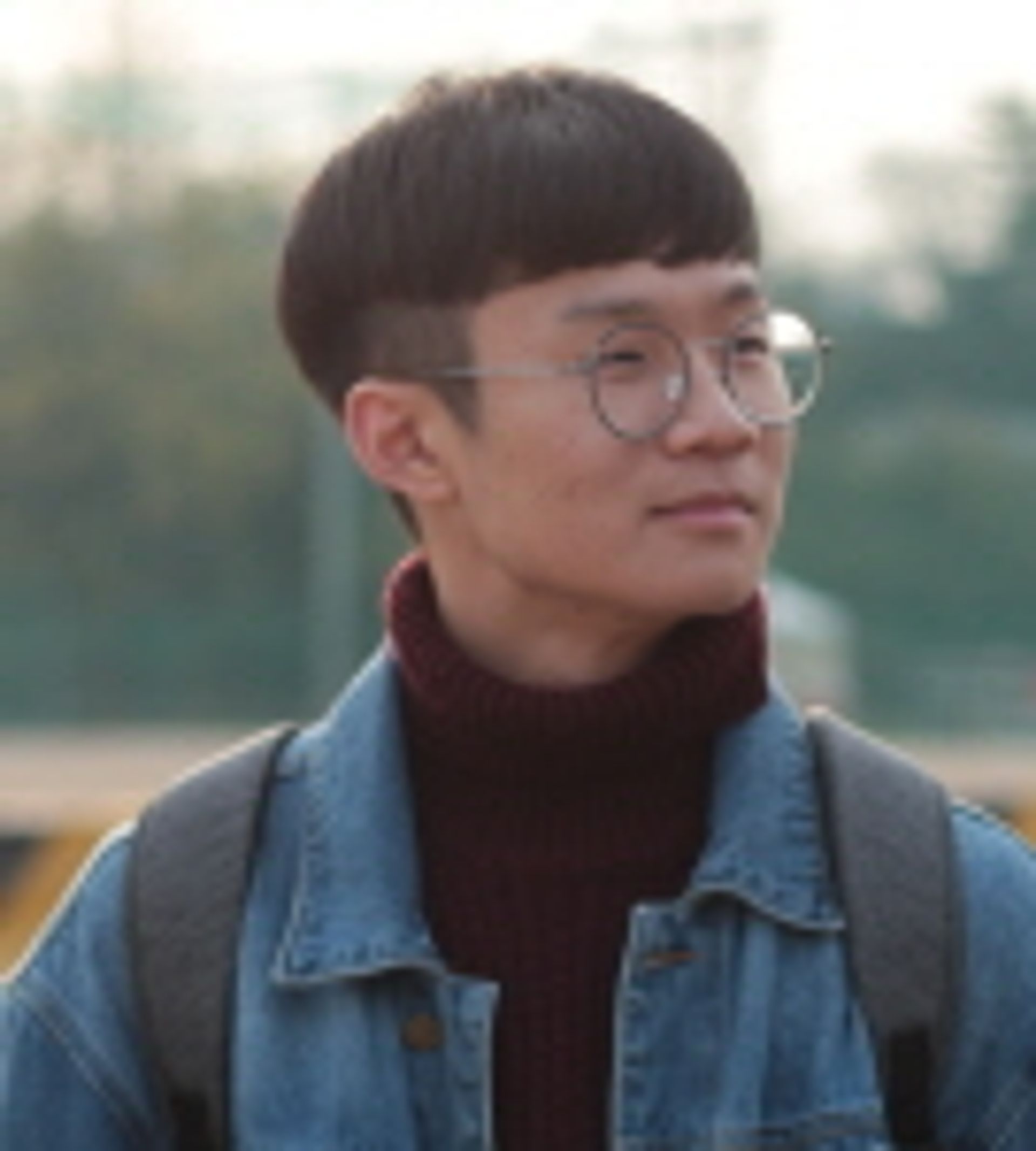 김사언
