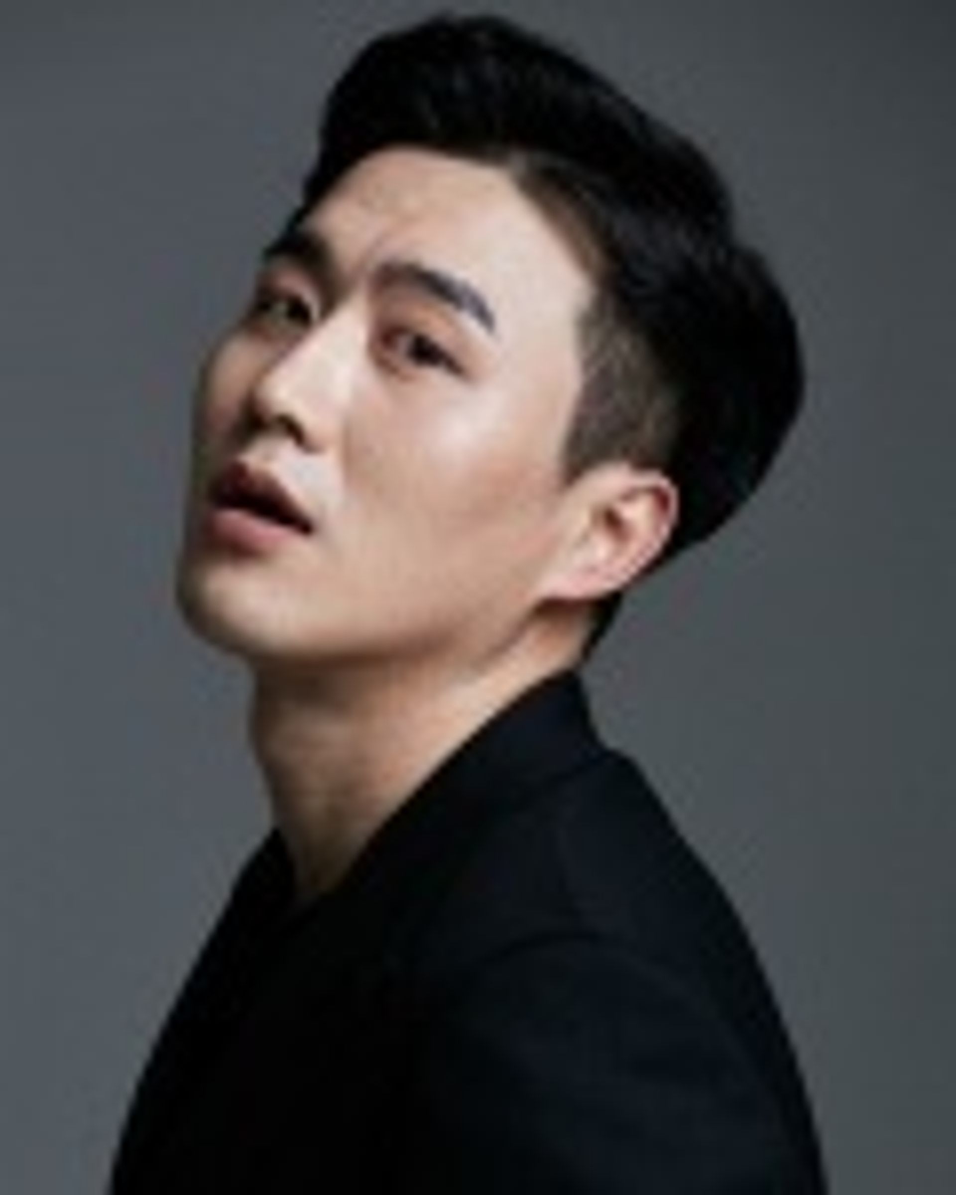 김진영