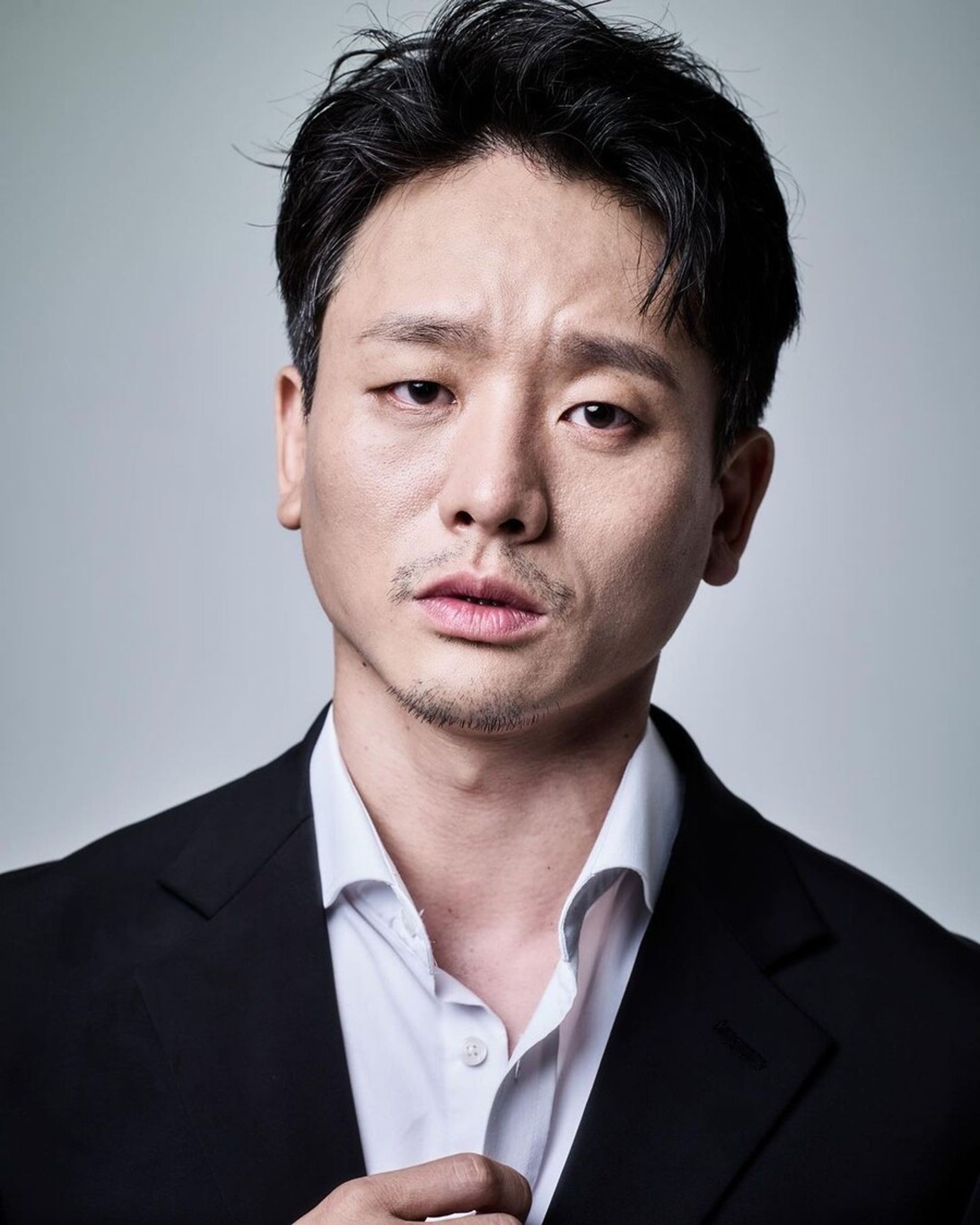 김설진