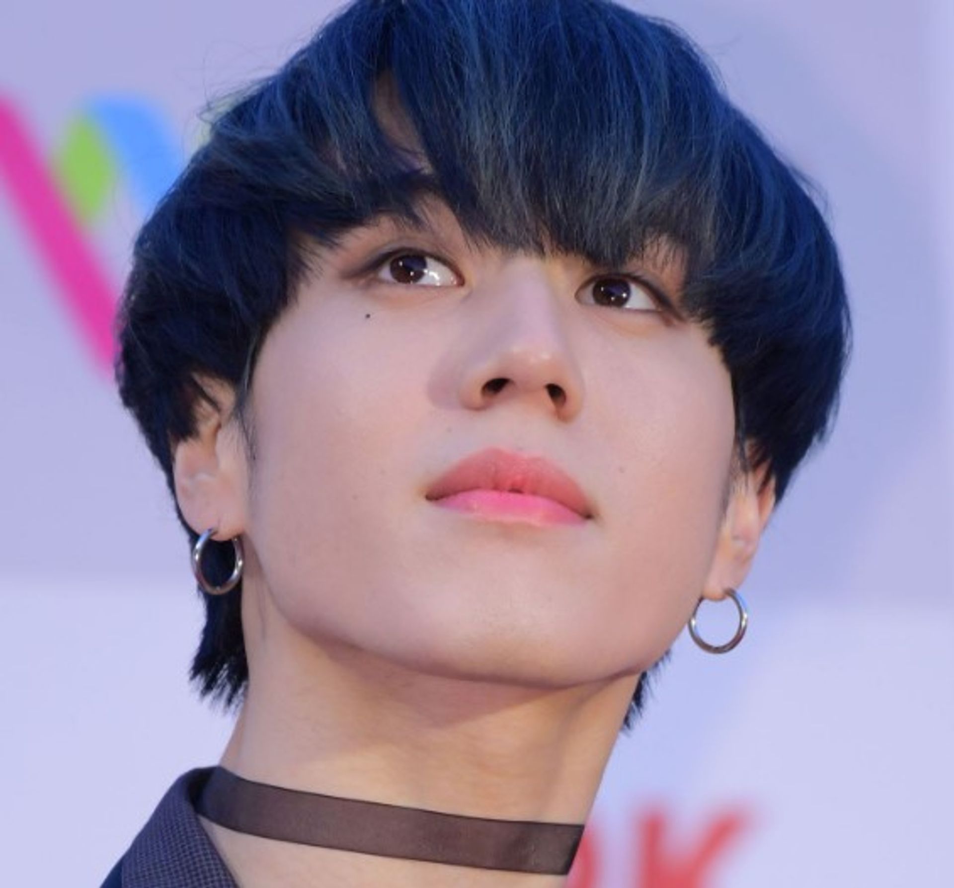 유겸