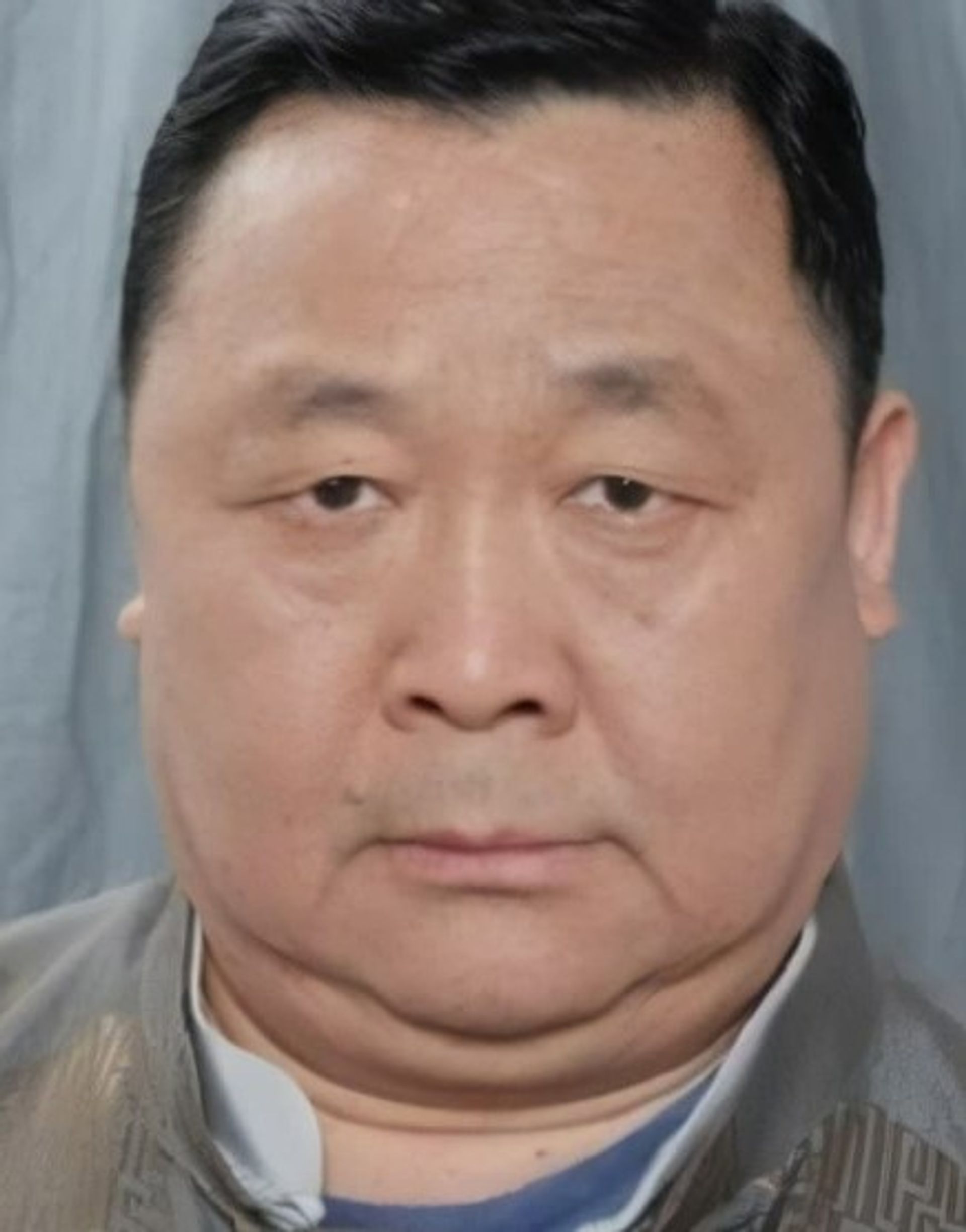 웡춘