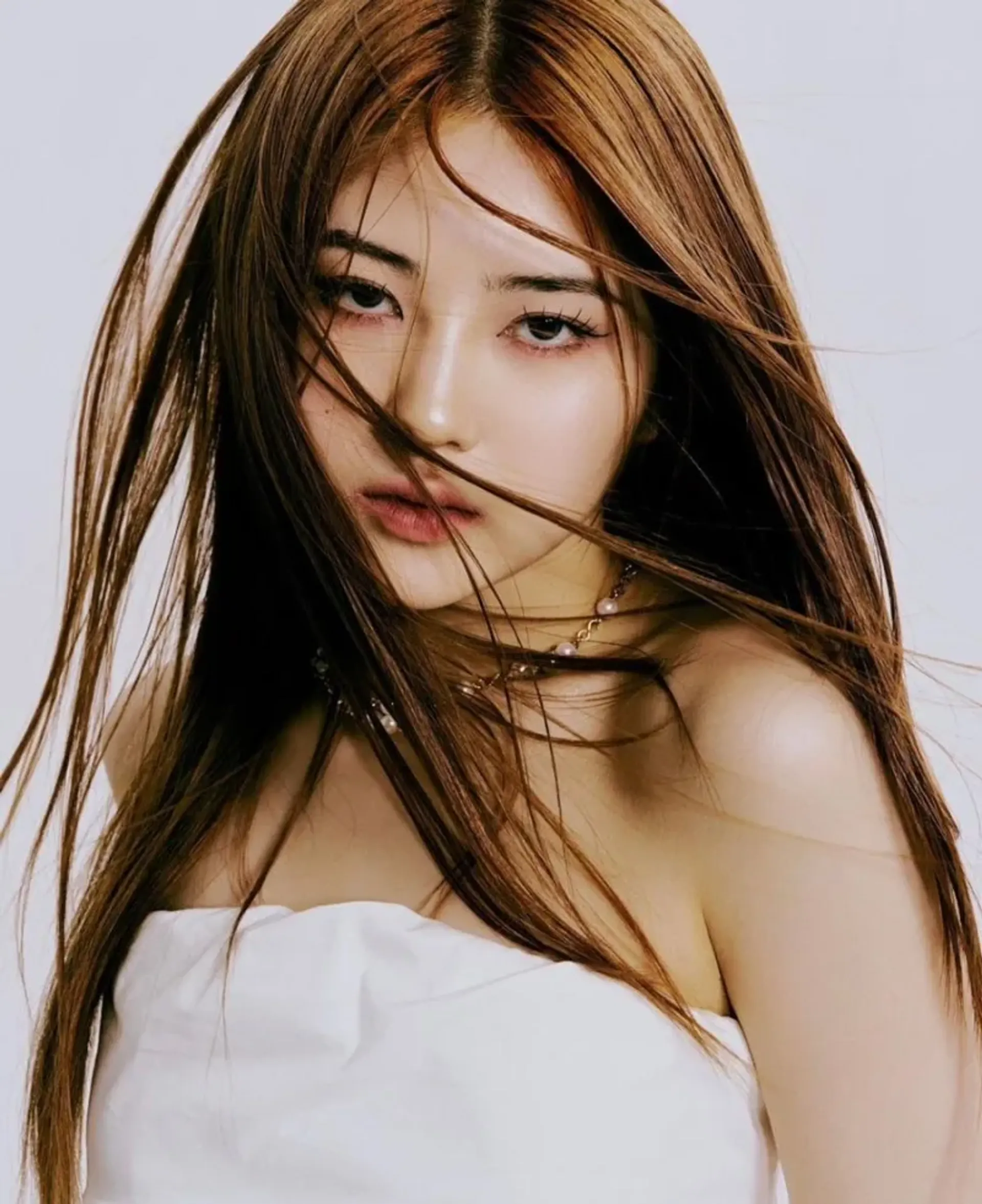 민아